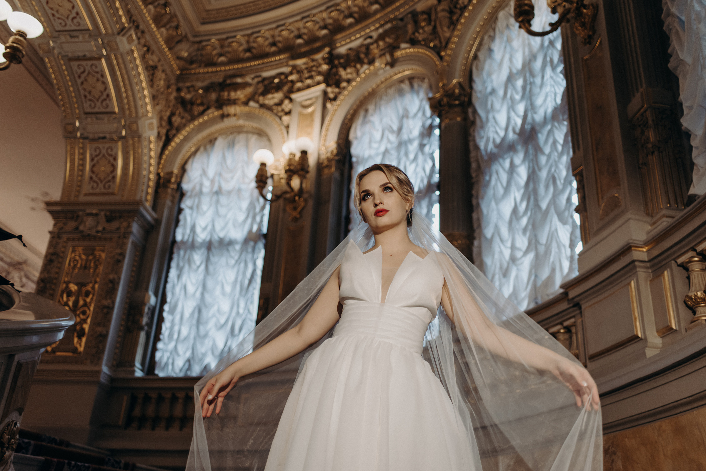 свадебная фотосессия в Доме Учёных, дворцы в Санкт-Петербурге для свадебной фотосессии