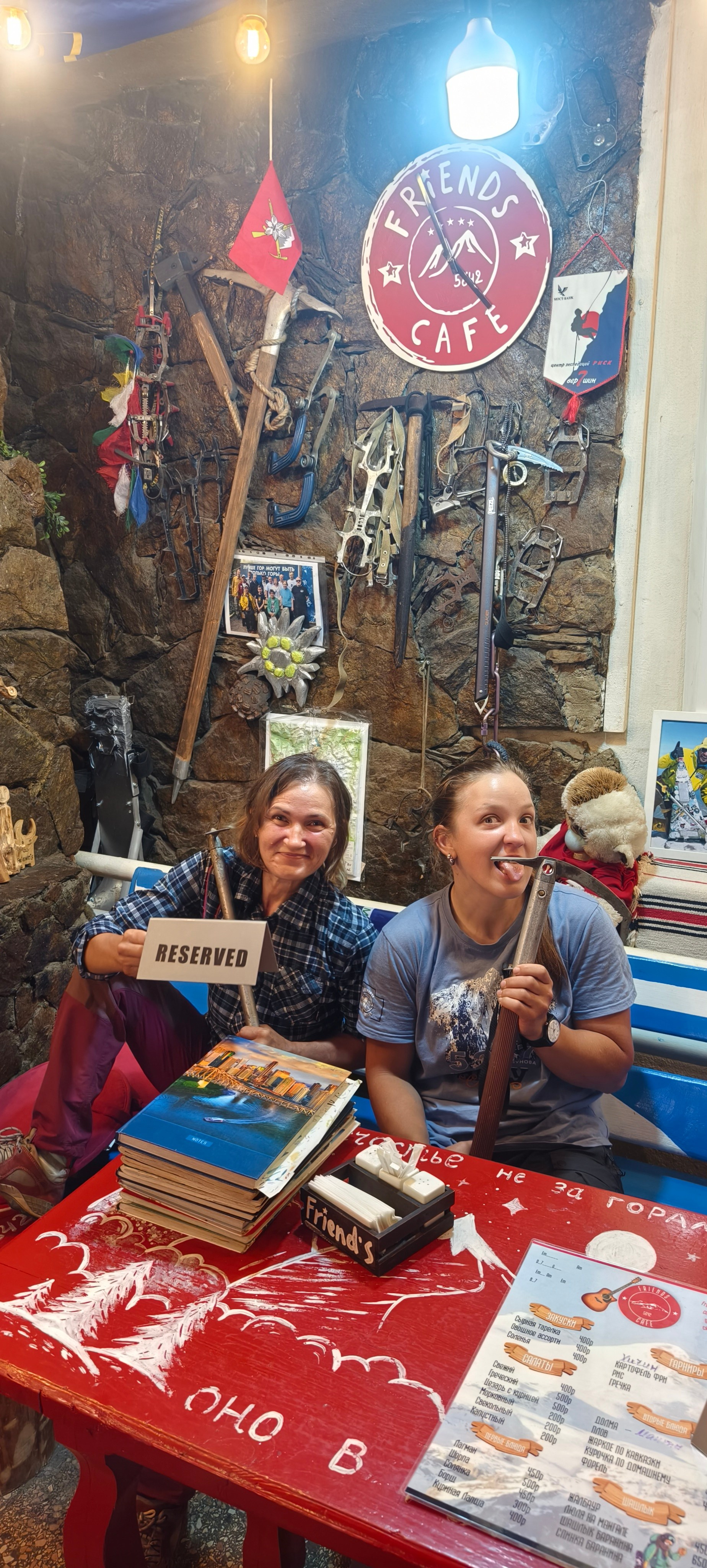 Женская медиа-команда на фестивале “Скалы России”. Премия Стальной Ангел