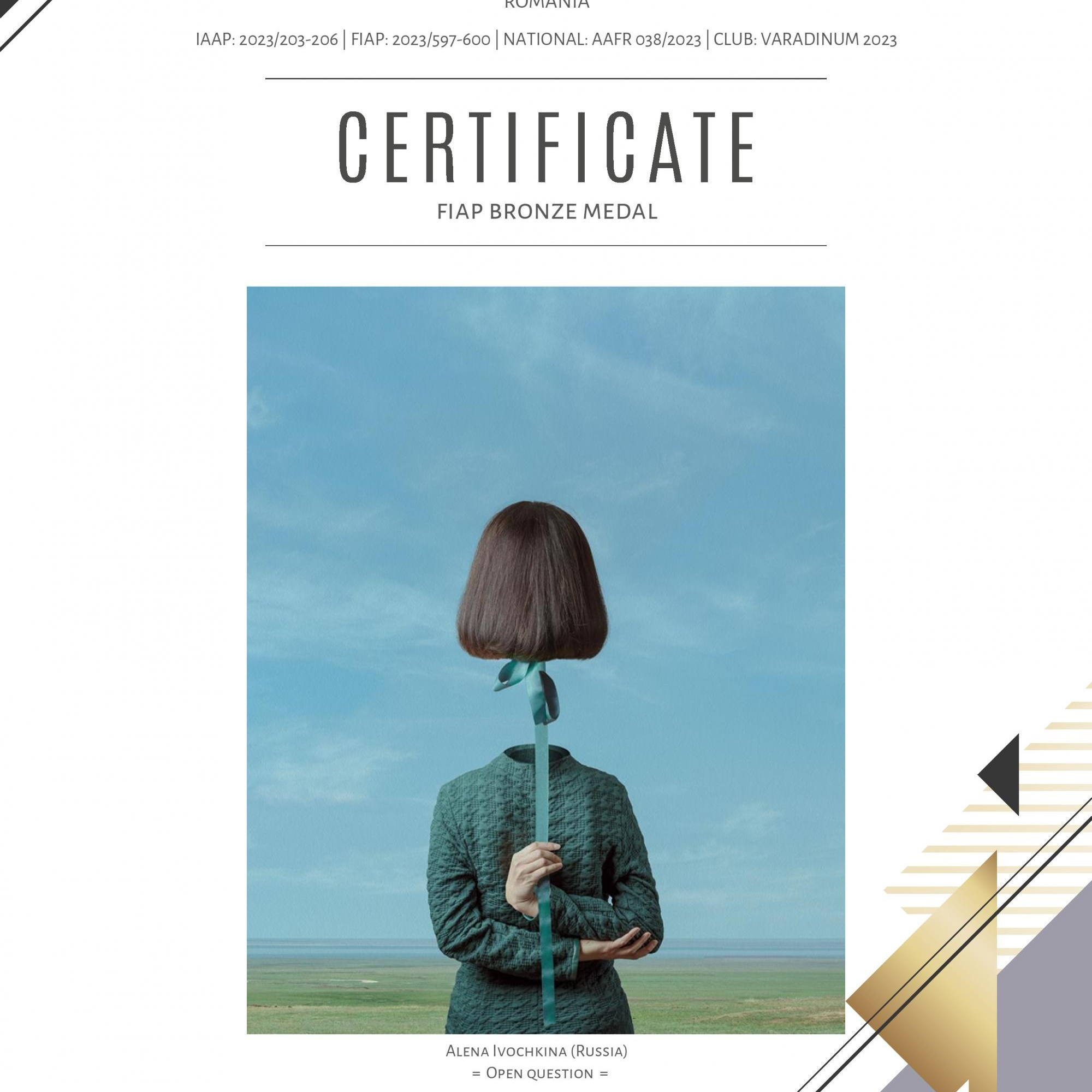 Алёна Ивочкина — концептуальный фотограф