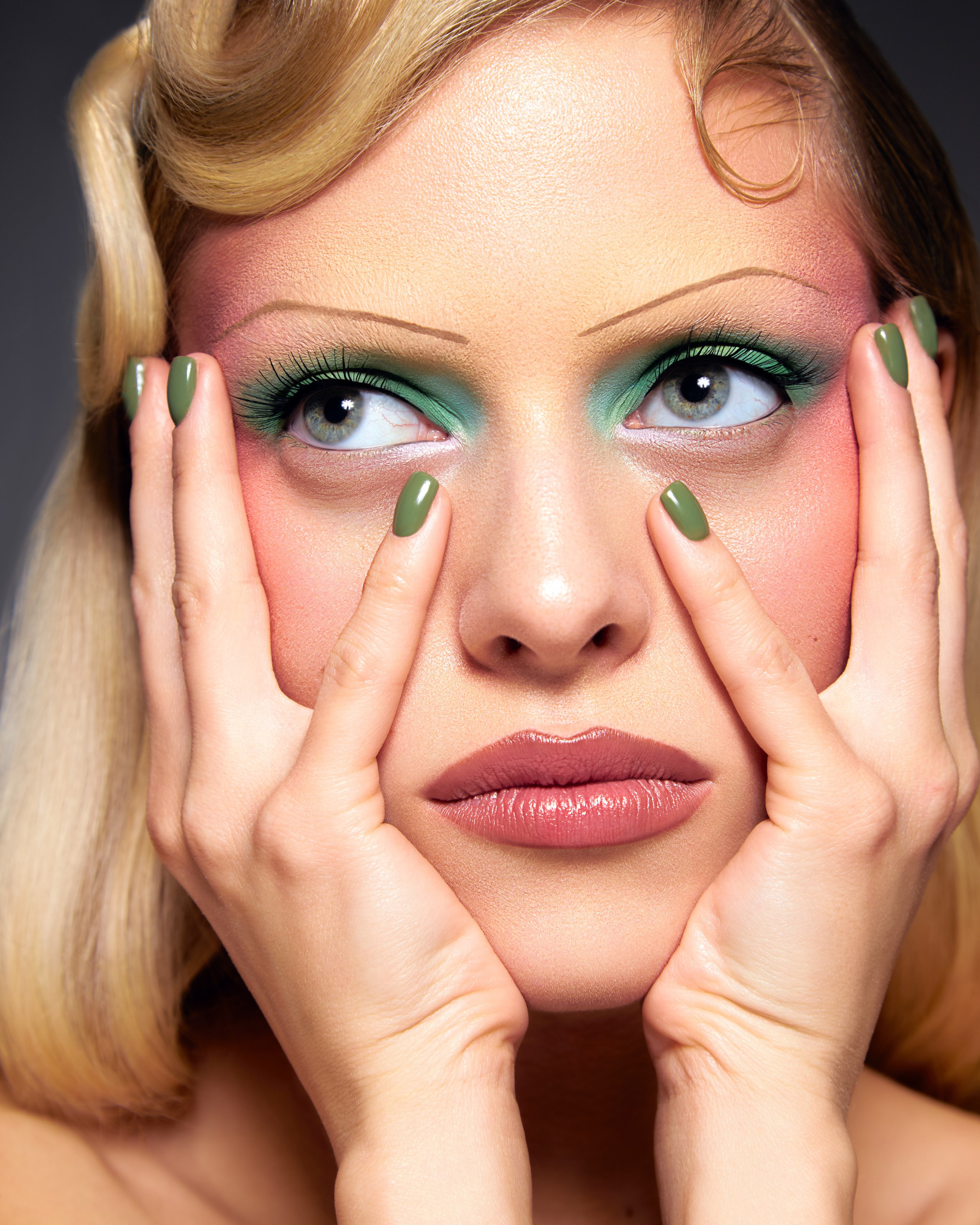 BEAUTY. PROFESSIONAL RETOUCHING SERVICE