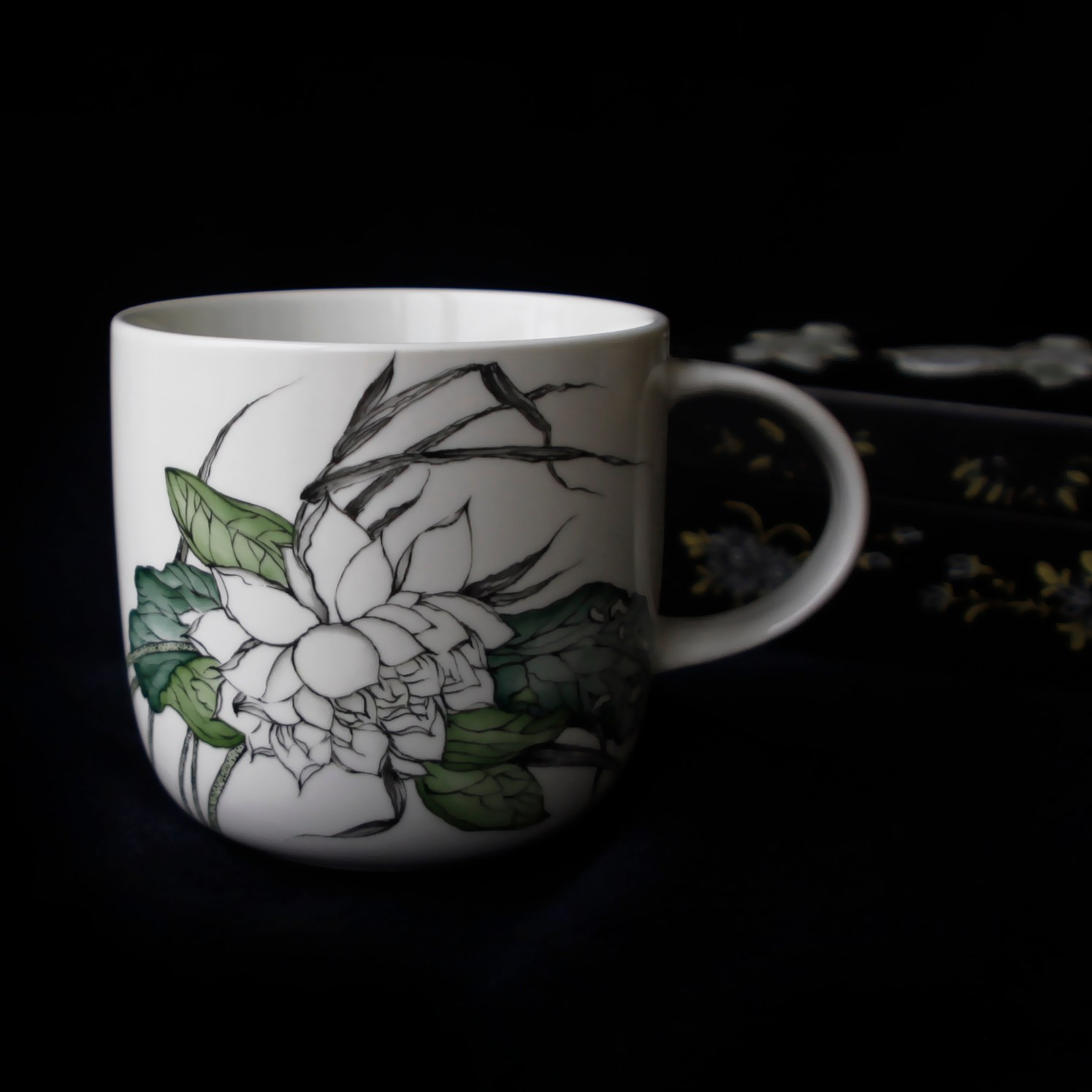 Авторский фарфор. Роспись фарфора на заказ в Санкт-Петербурге.