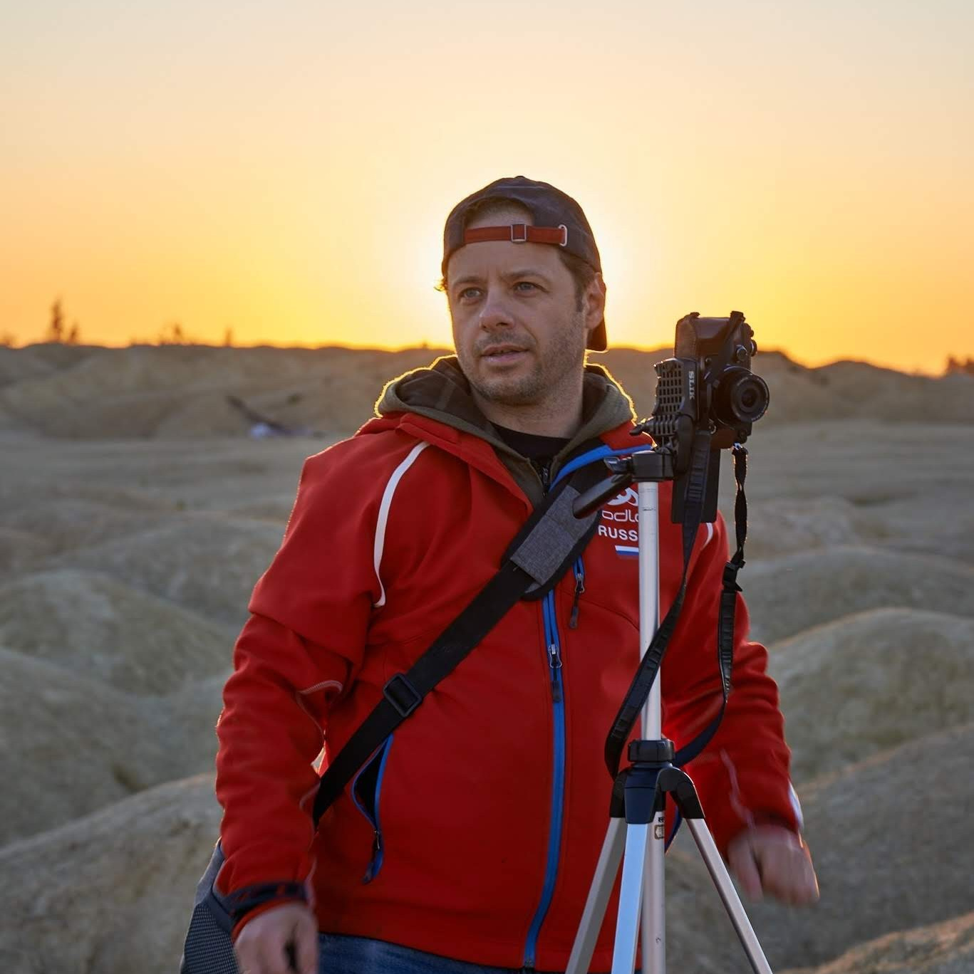 Contacts. Dmitry Shamin Photographier | Street Photos