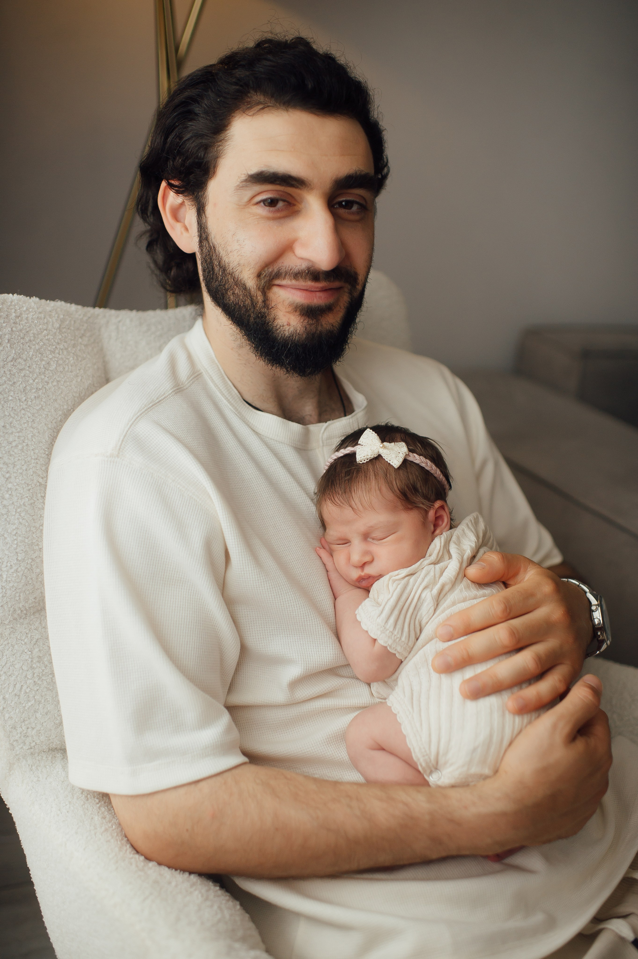 Что надеть на домашнюю newborn-съемку: гайд для мам, пап и сладких пяточек 🤎☁️. Фотограф новорожденных (newborn) и семейный фотограф в Старом Осколе | София Степаненко