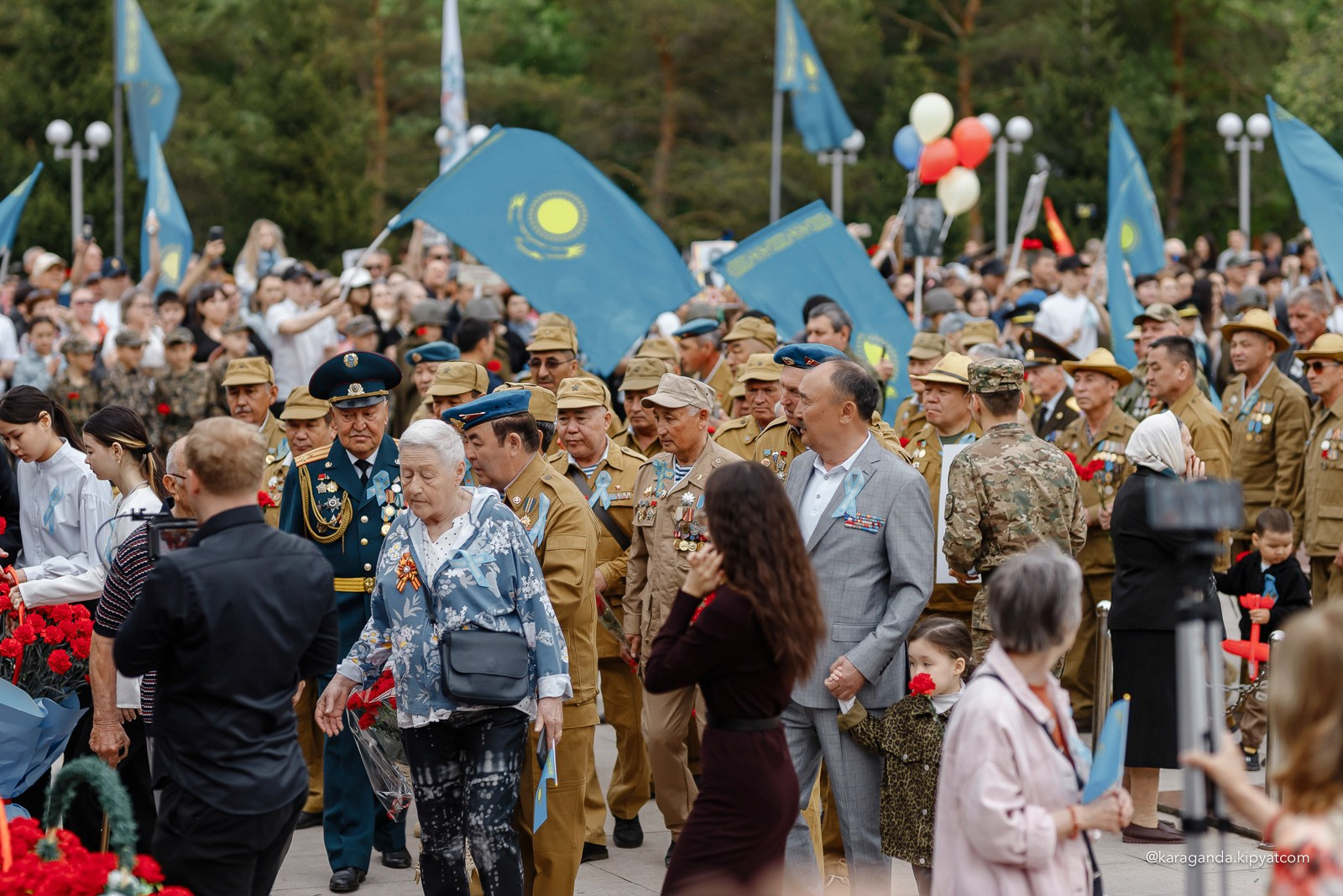 9 Мая на Вечном огне. Кипятком Караганда