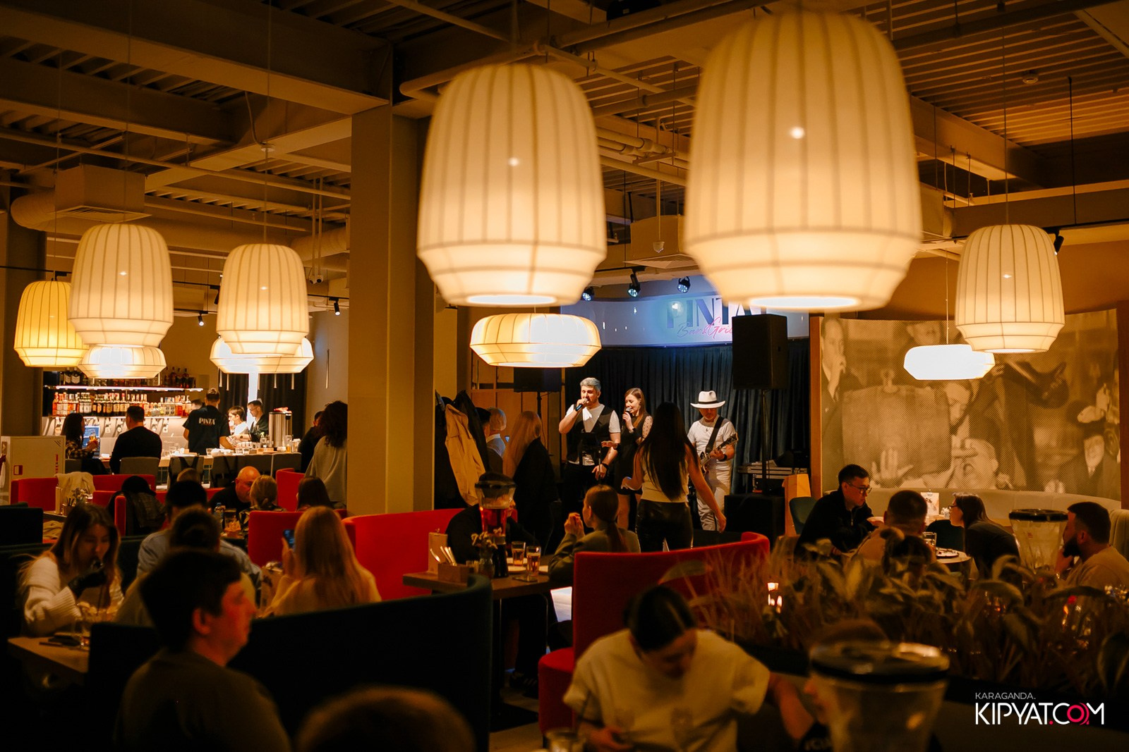 Пинта Bar & Grill в ТД «ЦУМ». Кипятком Караганда