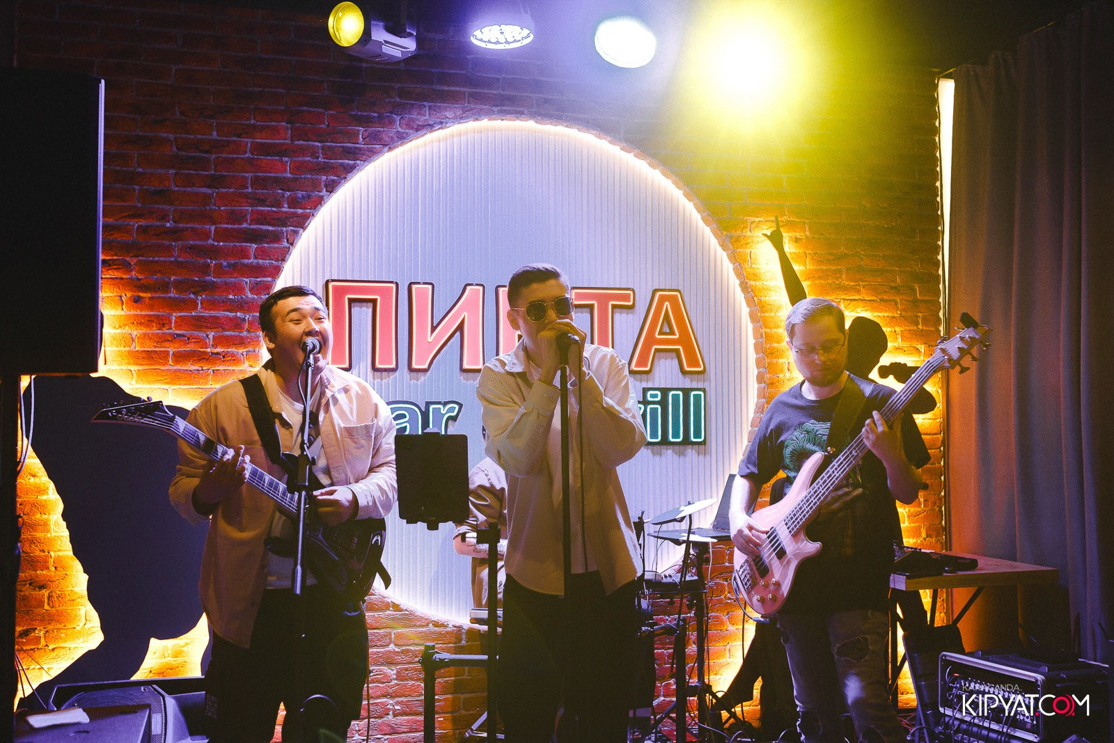 Пинта Bar & Grill на ул. Таттимбета. Кипятком Караганда