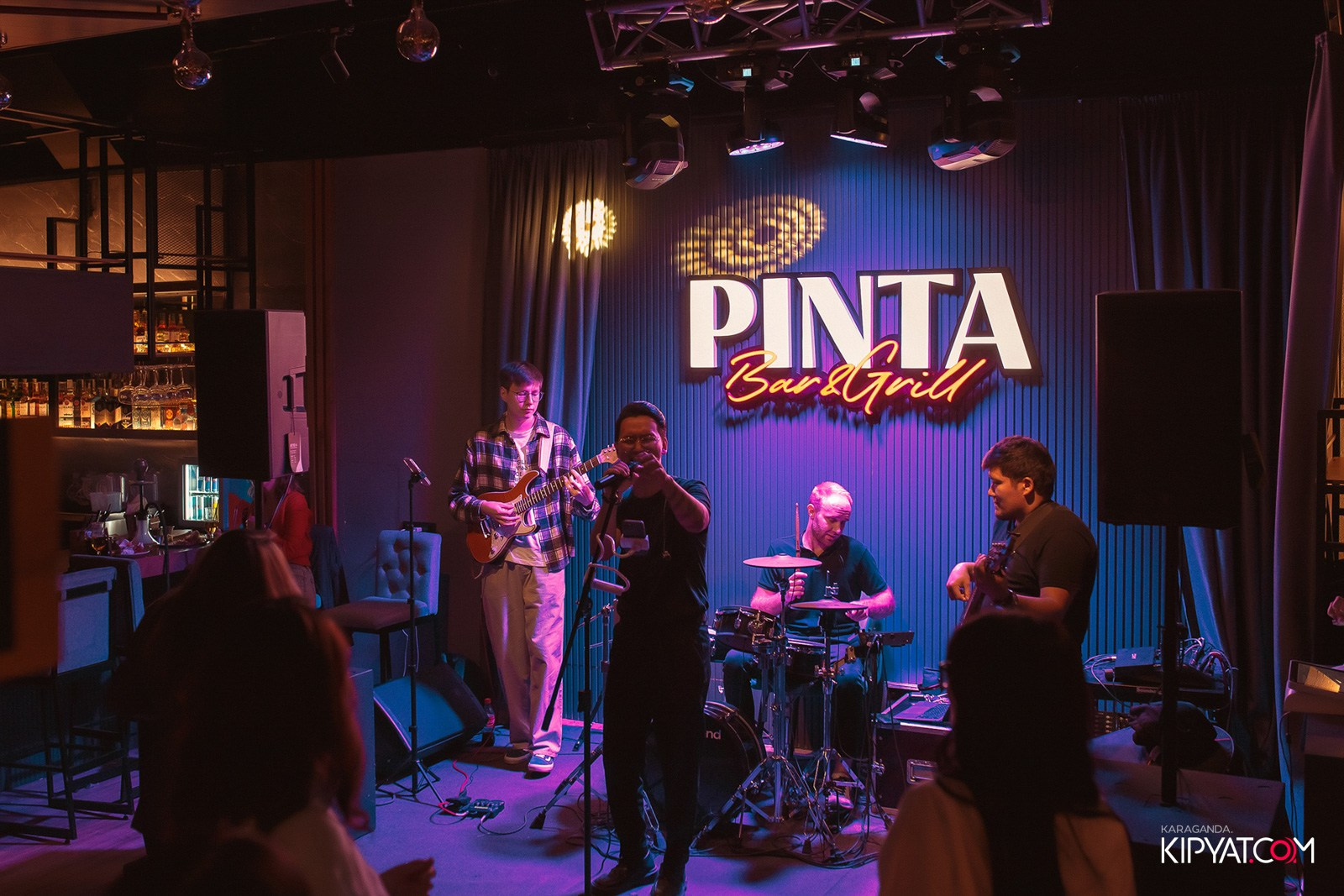 Пинта Bar & Grill на ул. Таттимбета. Кипятком Караганда