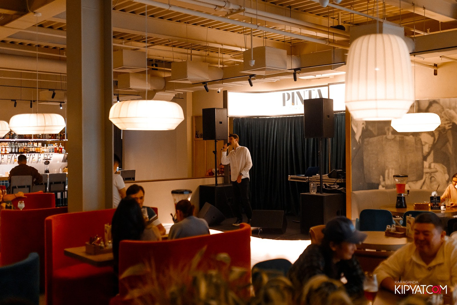 Пинта Bar & Grill в ТД «ЦУМ». Кипятком Караганда