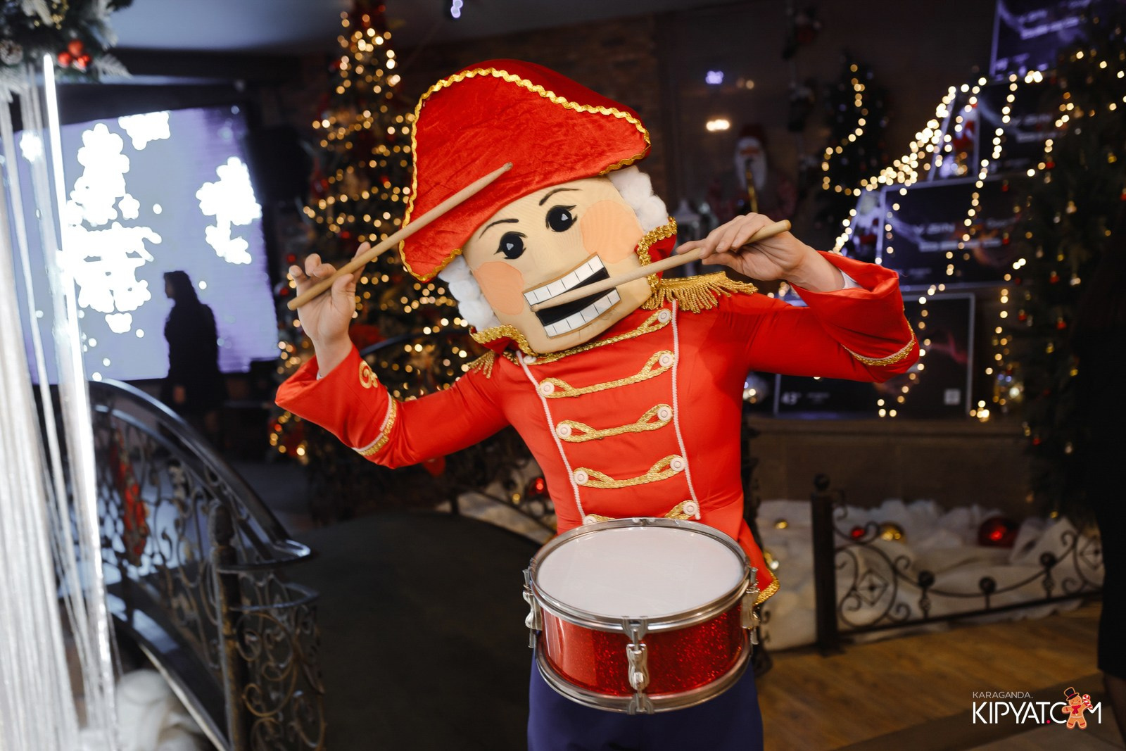 Empire Pub. Кипятком Караганда