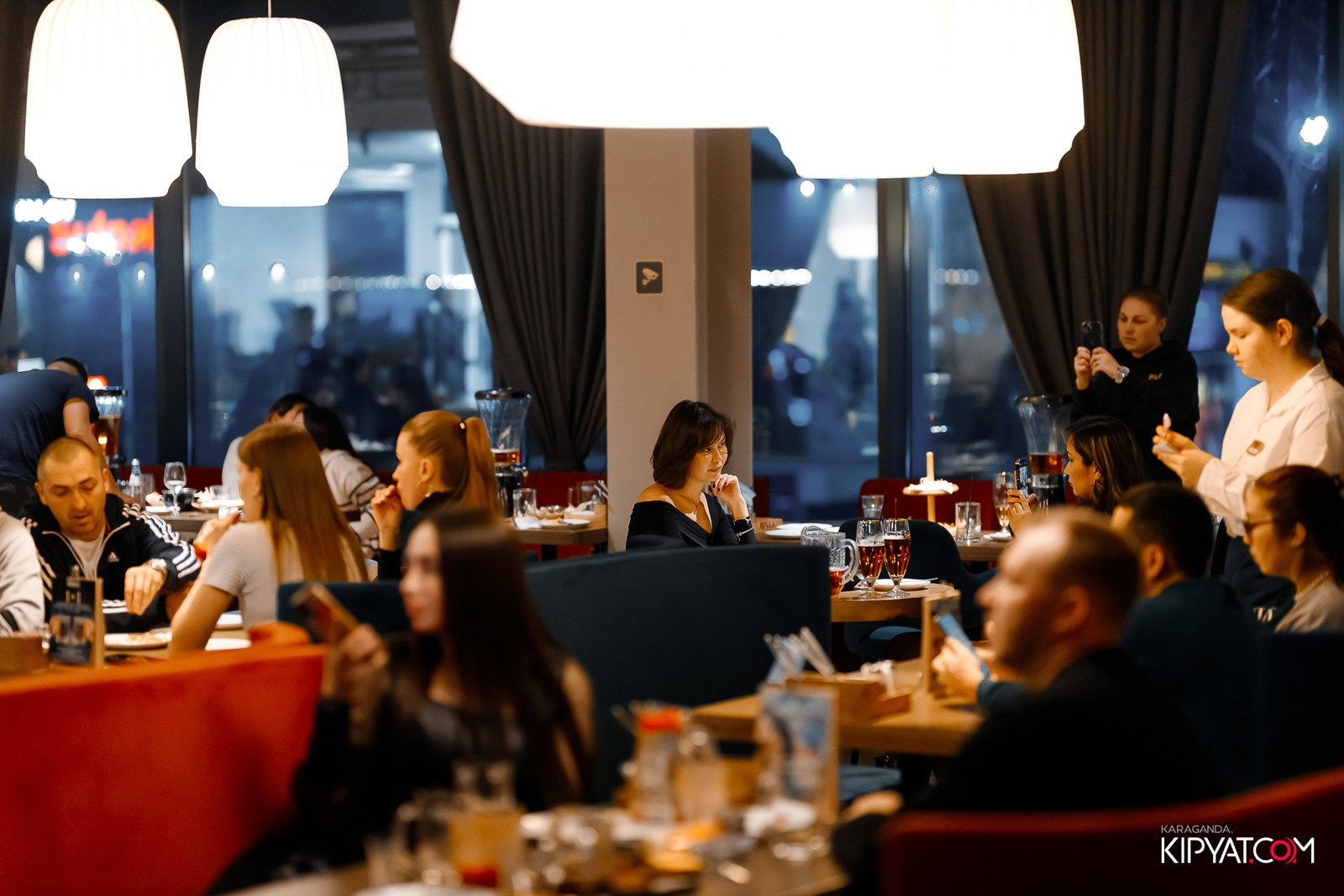 Пинта Bar & Grill в ТД «ЦУМ». Кипятком Караганда