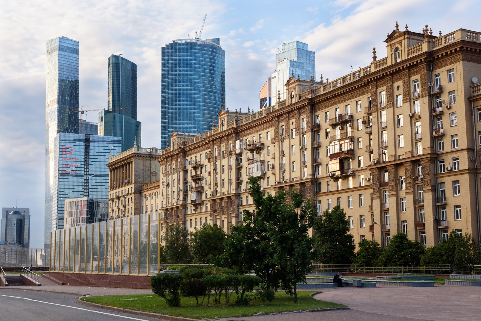 Красивые улицы для фотосессии. Фото Радости. Свадебный и семейный фотограф в Москве Юлия Самойлова
