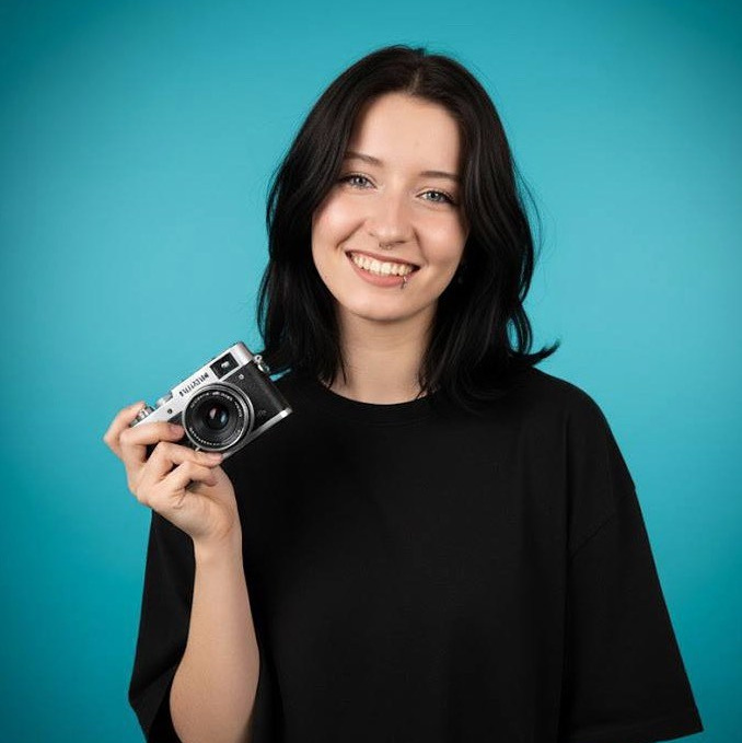 Контакты. Индивидуальный/лавстори/предметный фотограф в Хабаровске Осыка Дарьяна