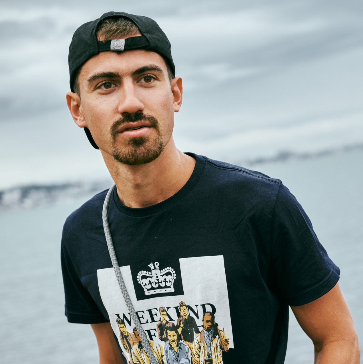 Contacts. Photographer Pasha Smirnov