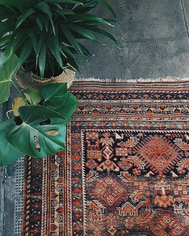 Персидские ковры ручной работы