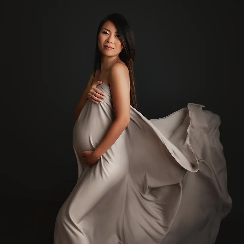 Беременность в студии. Семейный фотограф в Южно-Сахалинске