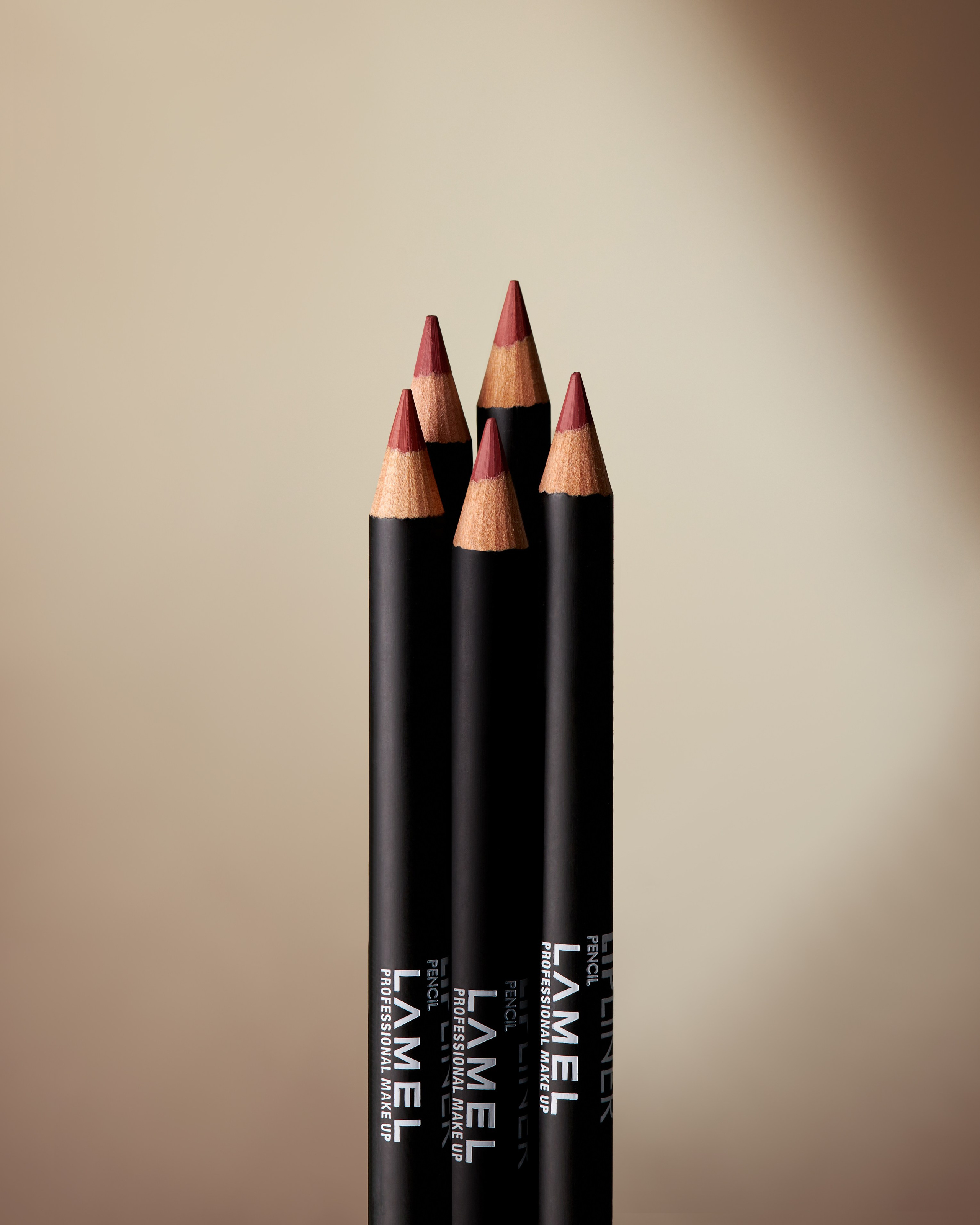 PRODUCTS. Съёмка для брендов одежды и маркетплейсов в Санкт-Петербурге