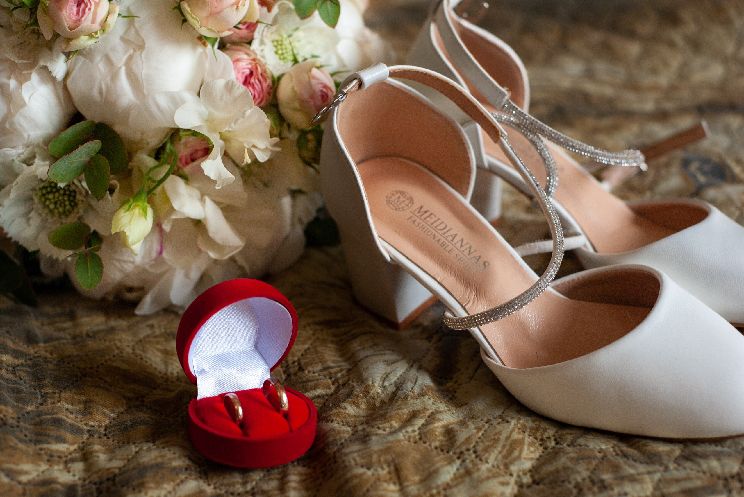 Цены. Фотограф Анатолий Гущин