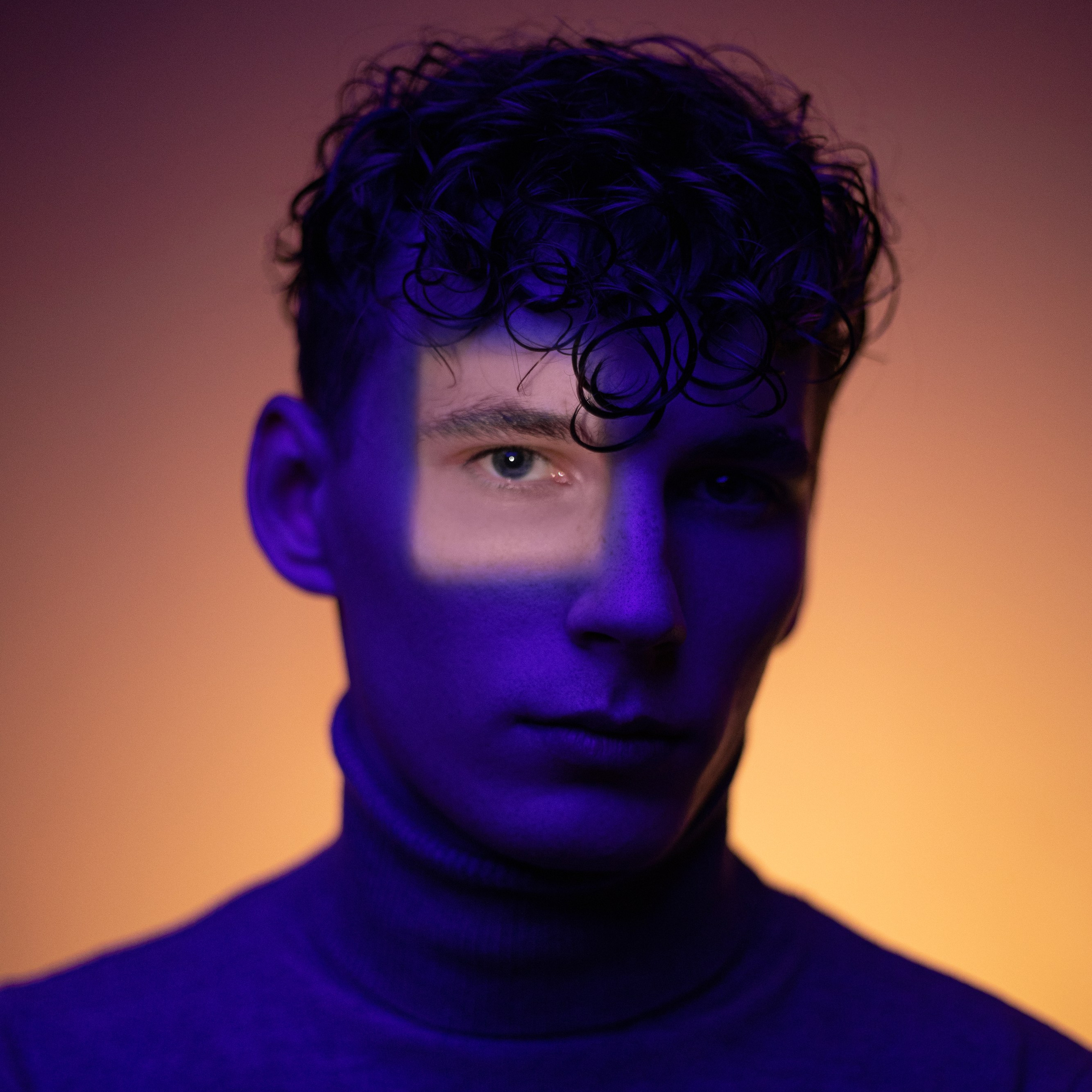 Воркшоп по съёмке с цветным светом в Новосибирске — Роман Лахмыткин