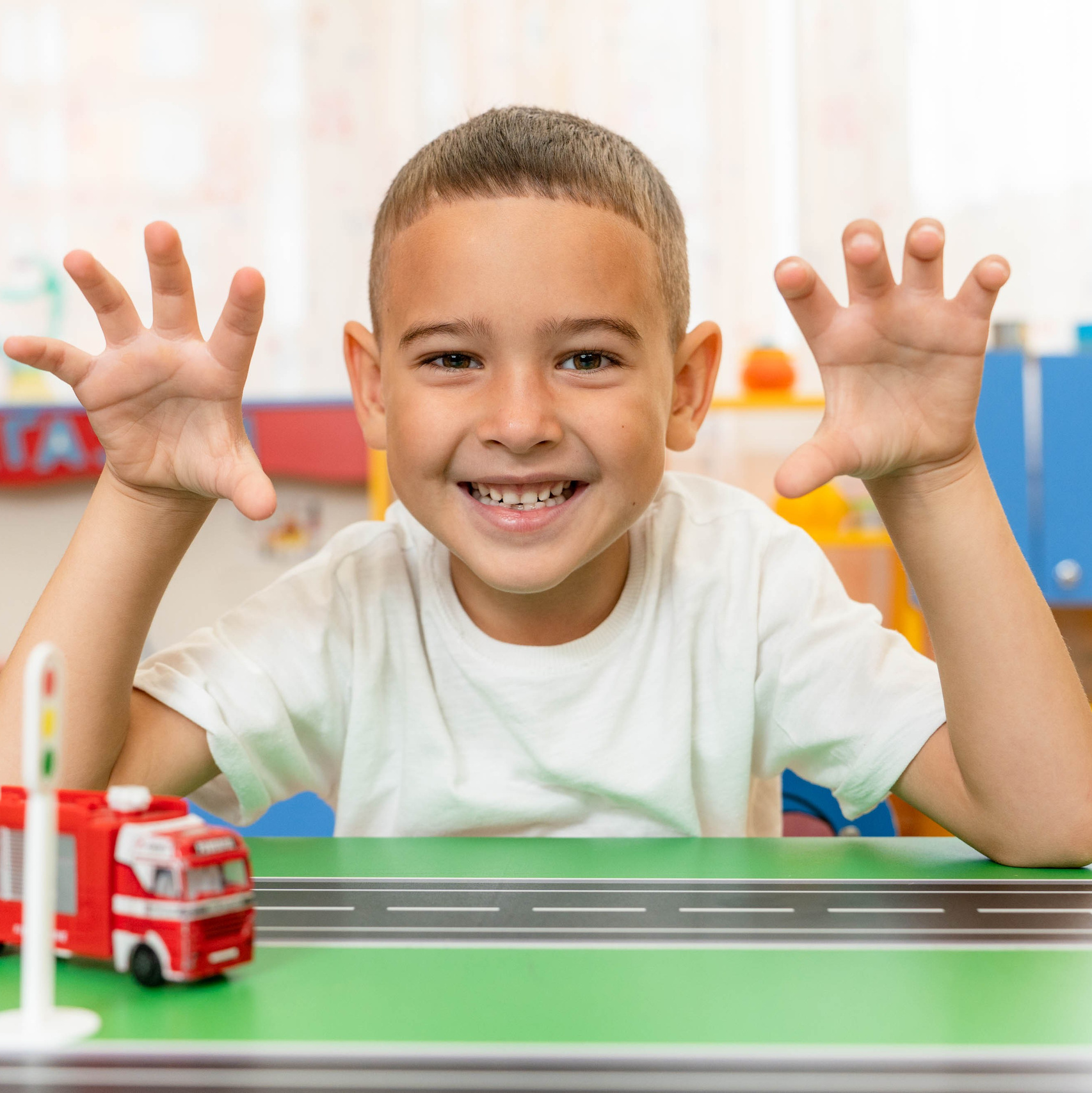 Выпускные альбомы для детского сада и школы в Красноярске Мария Русяев