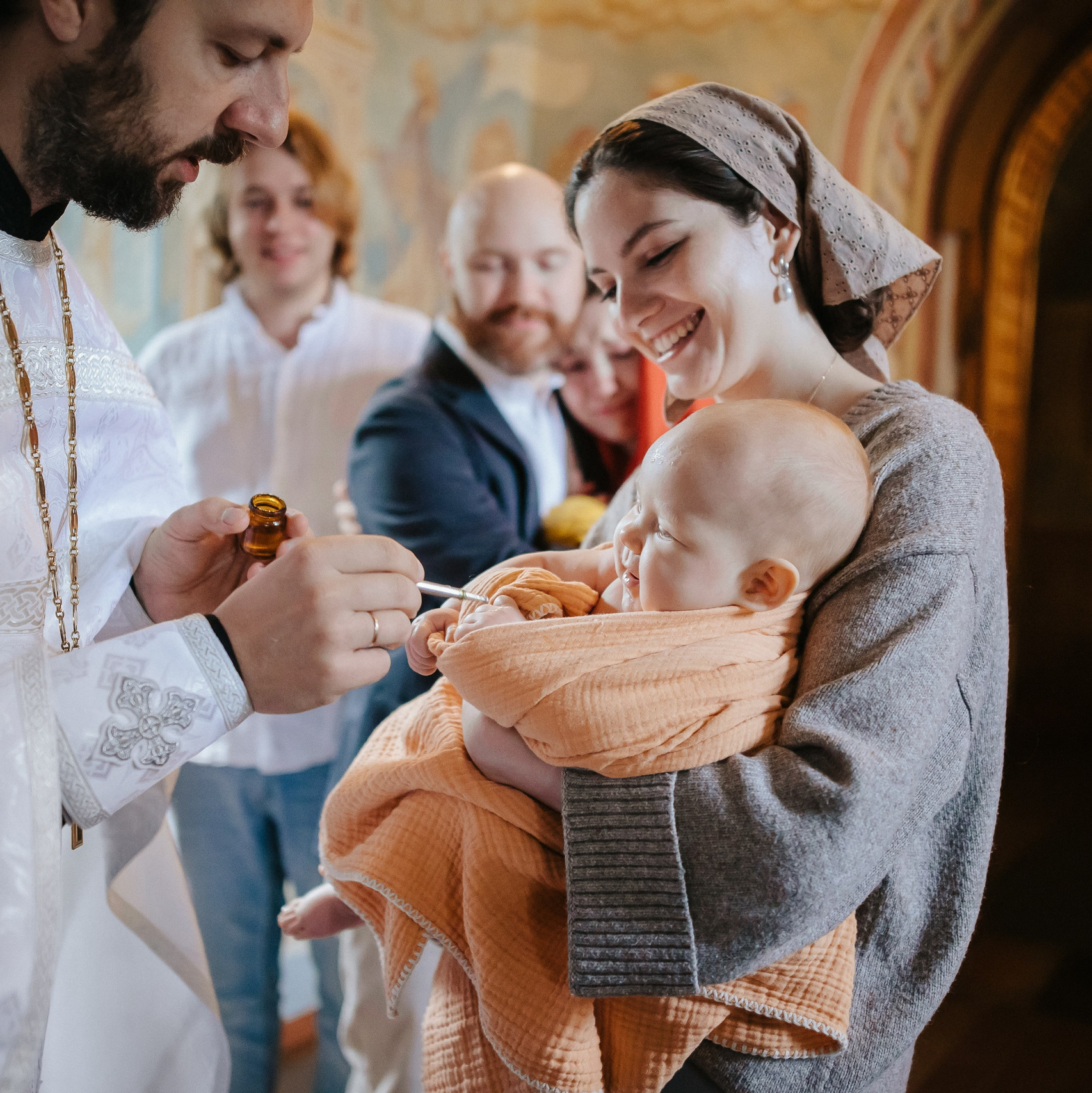 Фотосъемка таинства крещения. Фотограф на венчание, крещение