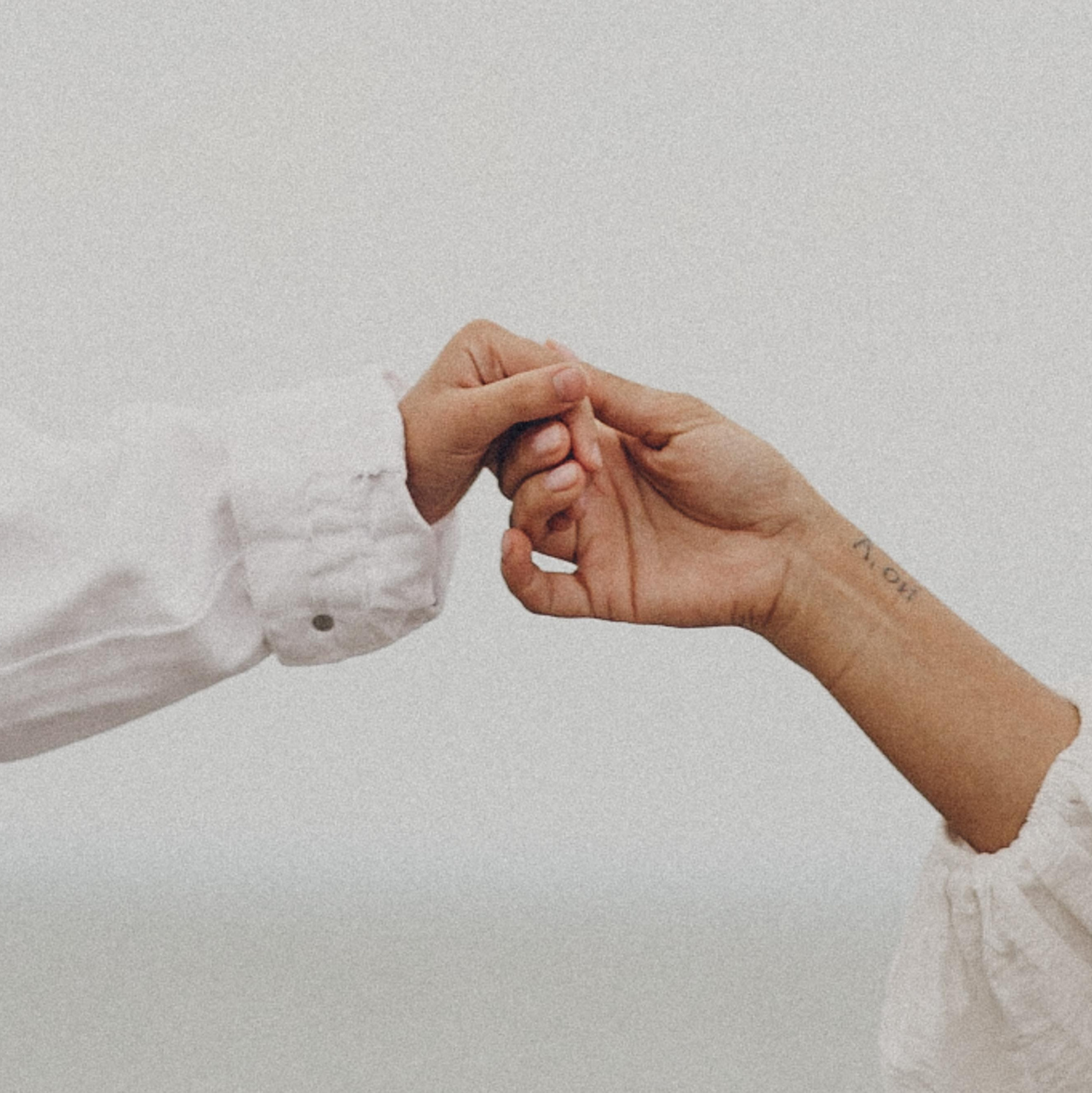 Обучение фотографа с нуля, продвижение фотографов в социальных сетях. Где искать клиентов фотографу в 2025 году.