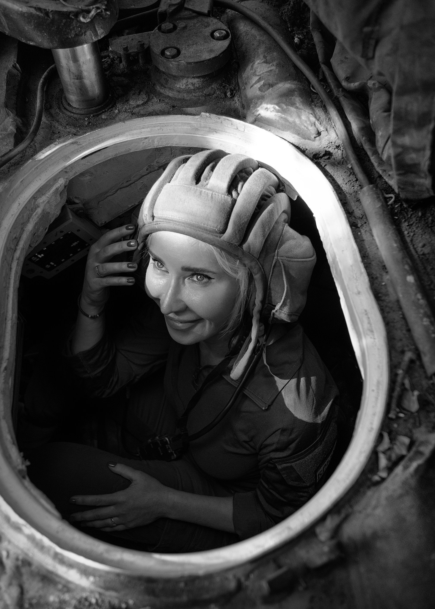 Ольга Суркова —фотограф EMELYAN. EMELYAN|Военный фотограф Артур Емельянов