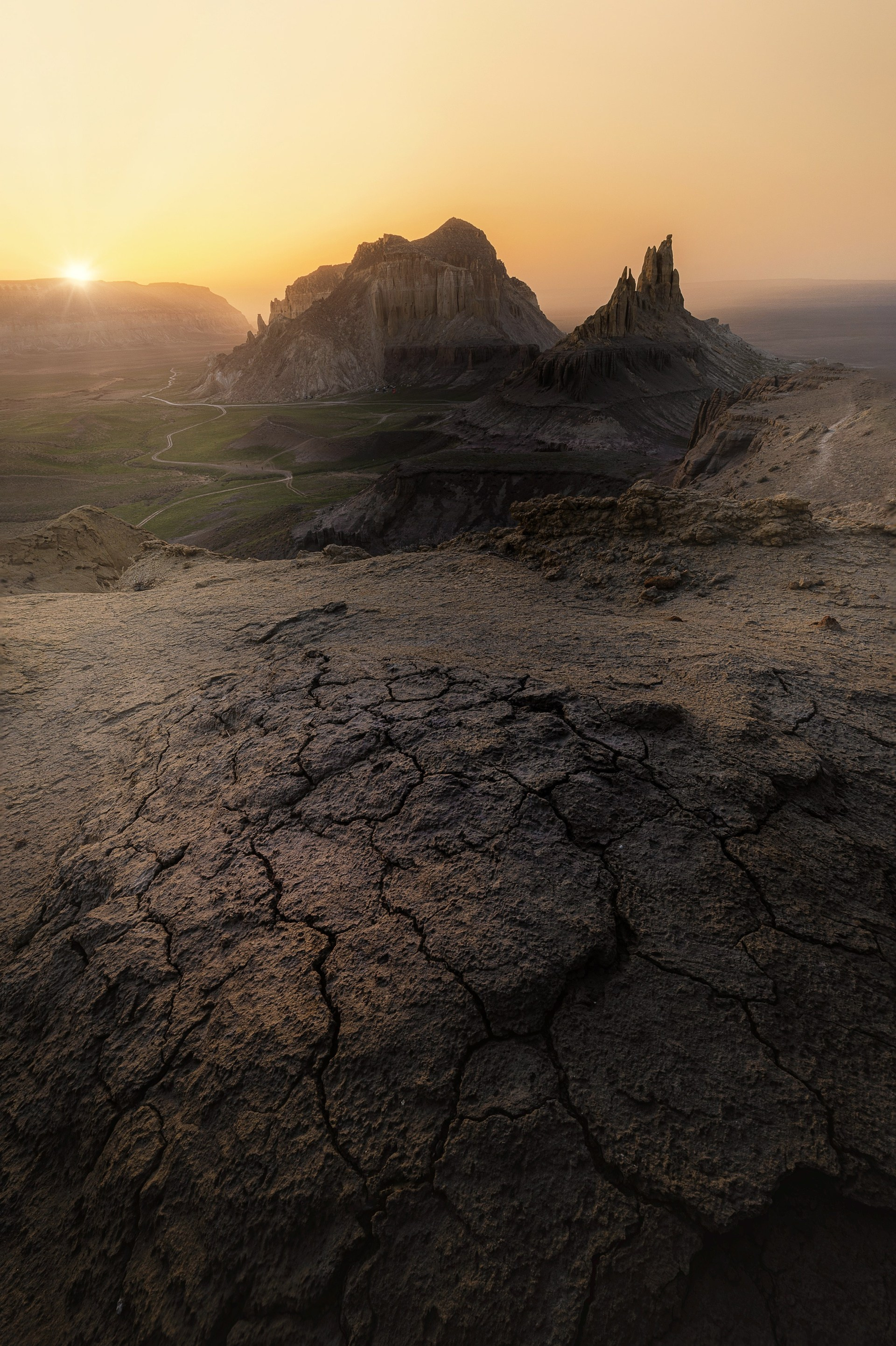 Экспедиция в Мангистау. Казахстан (28.03 — 11.04.25). Фотограф Константин Шамин