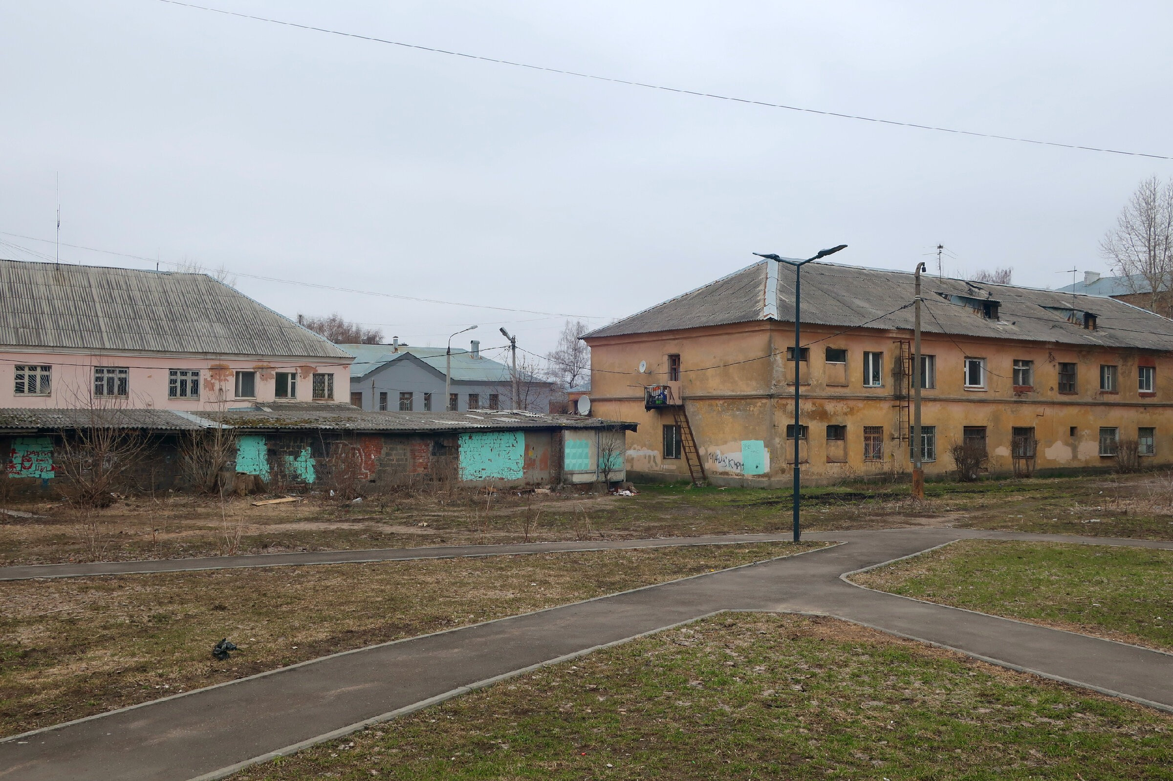 Дух советской эпохи: район «Керамик» при Кучинском кирпичном заводе. Проект «Фотокладовка»: блог уличной фотографии в формате street photo
