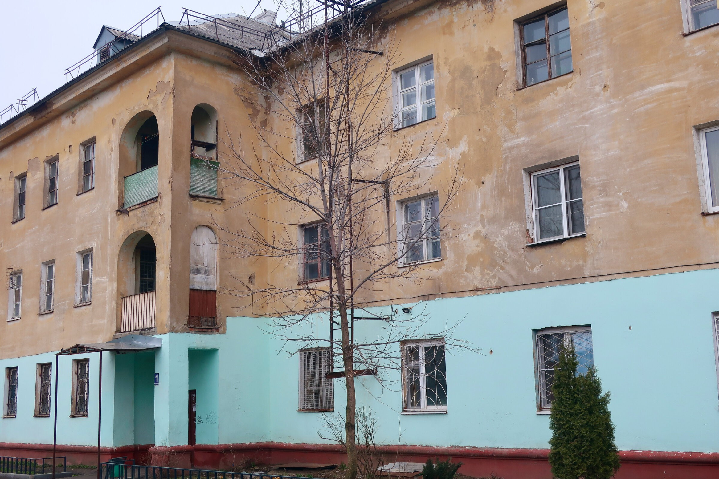 Дух советской эпохи: район «Керамик» при Кучинском кирпичном заводе. Проект «Фотокладовка»: блог уличной фотографии в формате street photo