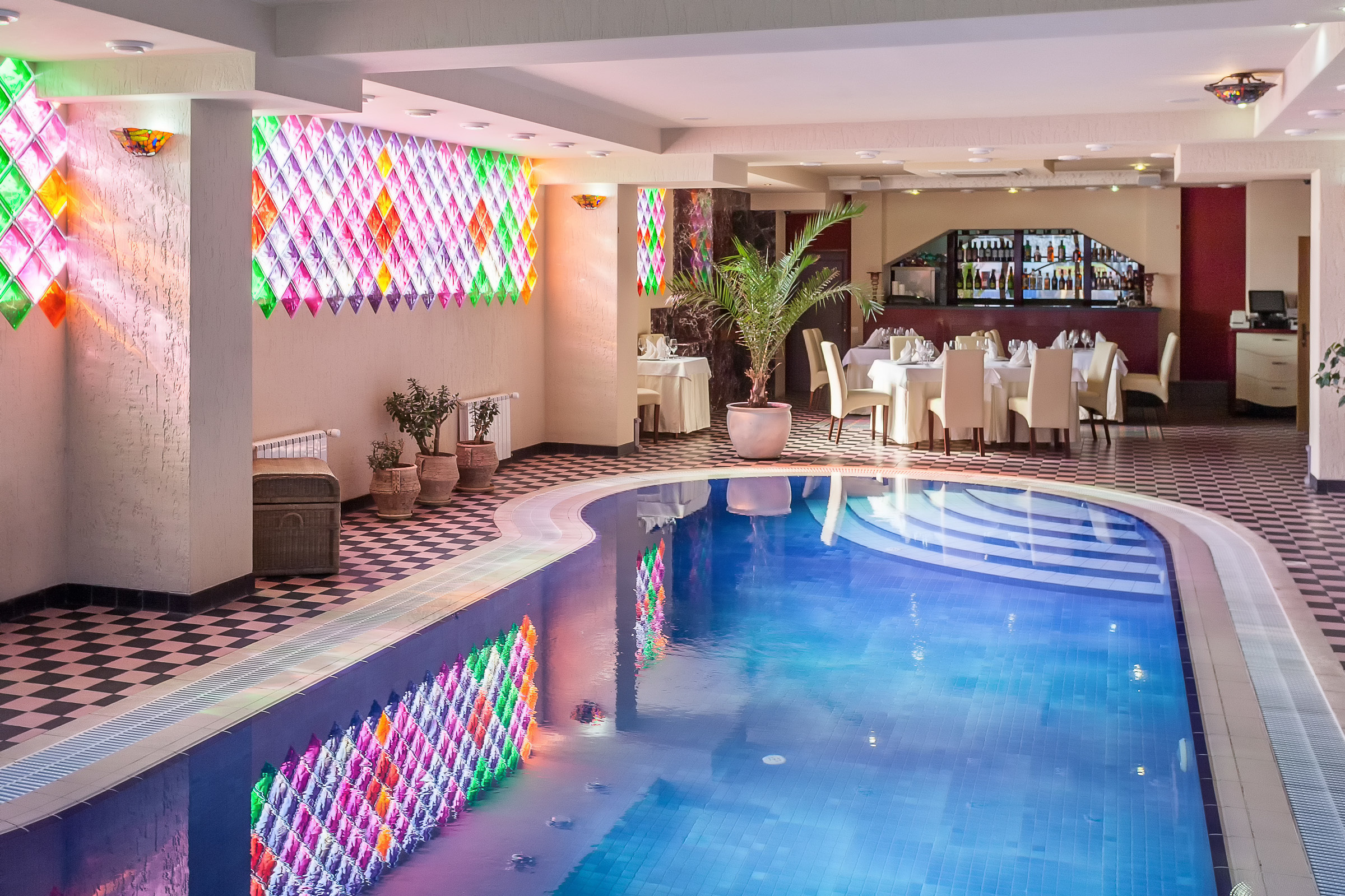 Профессиональная съёмка интерьеров и объектов недвижимости в Крыму и С. Профессиональный фотограф в Крыму и Севастополе Павел Корсун