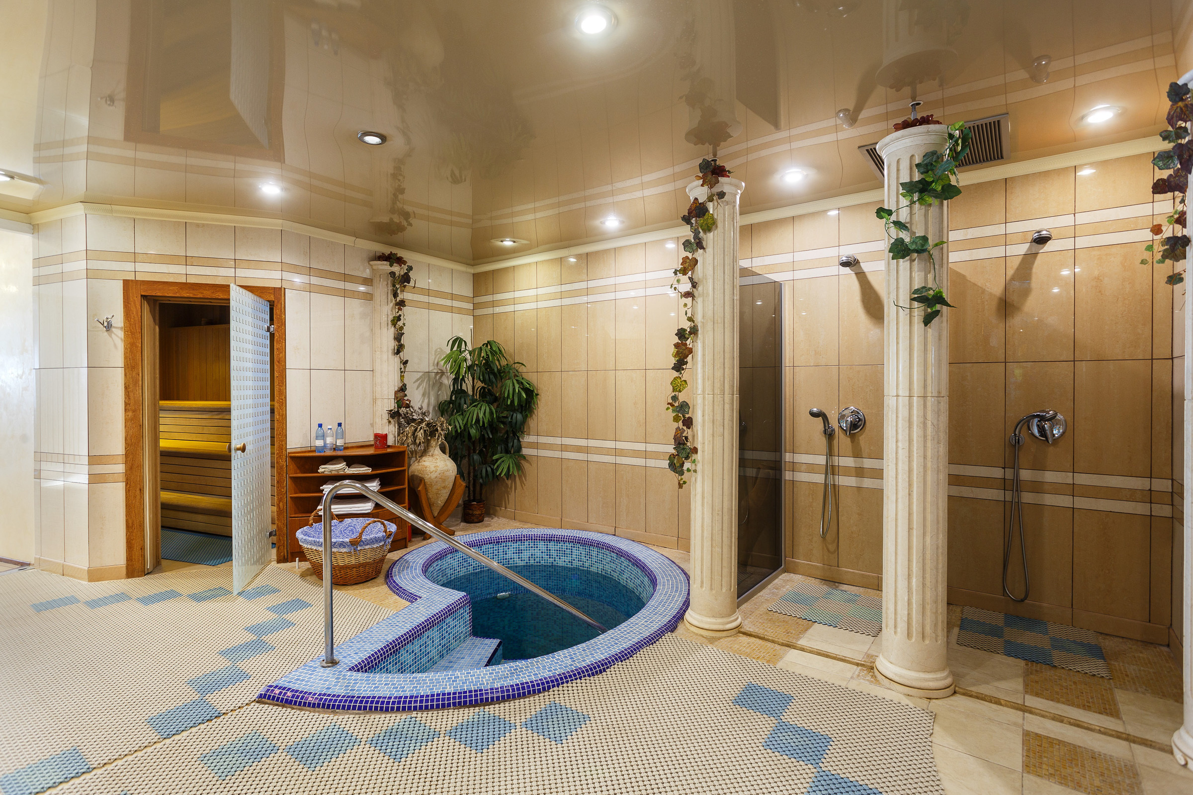 Профессиональная съёмка интерьеров и объектов недвижимости в Крыму и С. Профессиональный фотограф в Крыму и Севастополе Павел Корсун