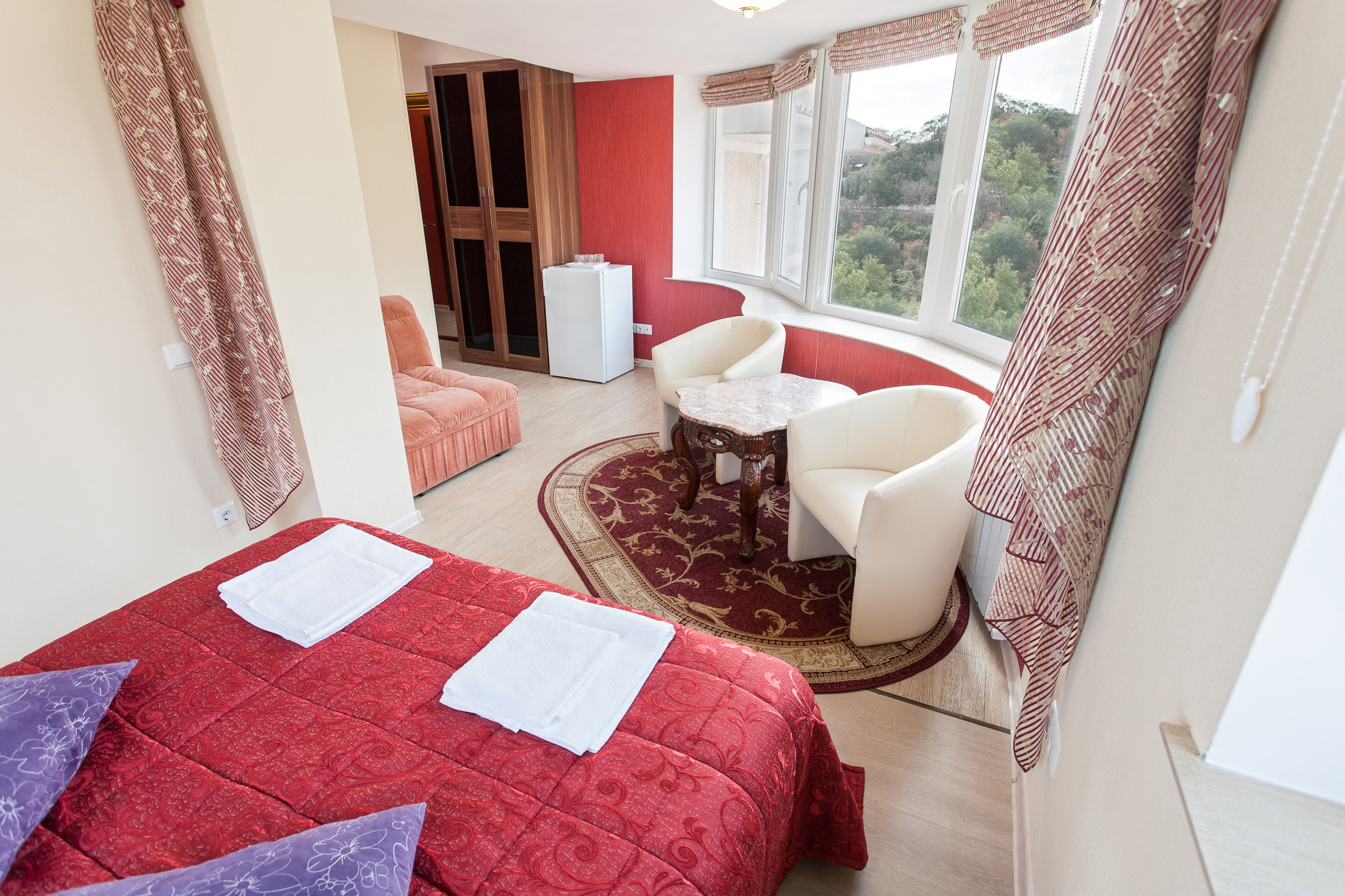 Профессиональная съёмка интерьеров и объектов недвижимости в Крыму и С. Профессиональный фотограф в Крыму и Севастополе Павел Корсун