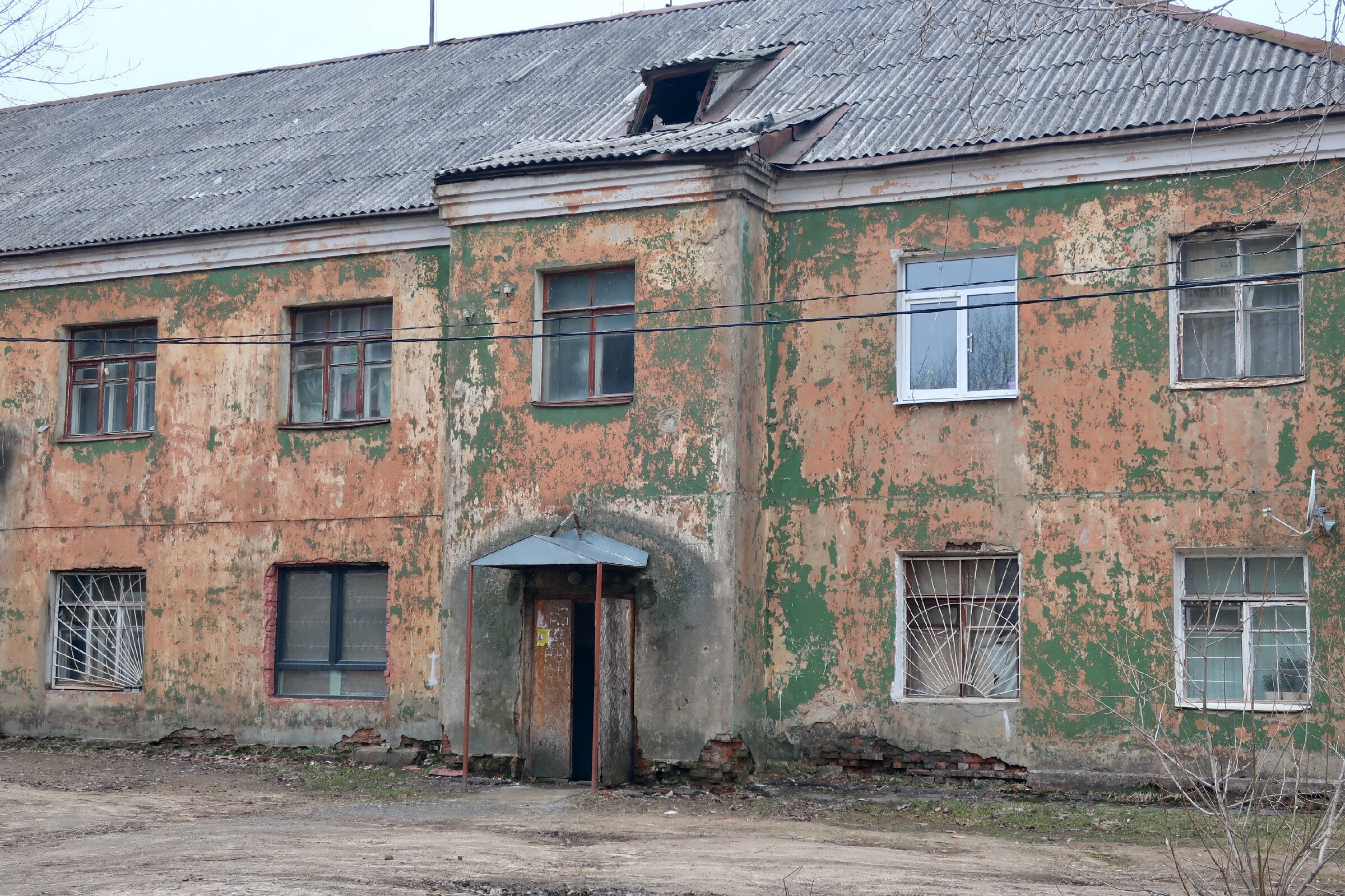 Дух советской эпохи: район «Керамик» при Кучинском кирпичном заводе. Проект «Фотокладовка»: блог уличной фотографии в формате street photo