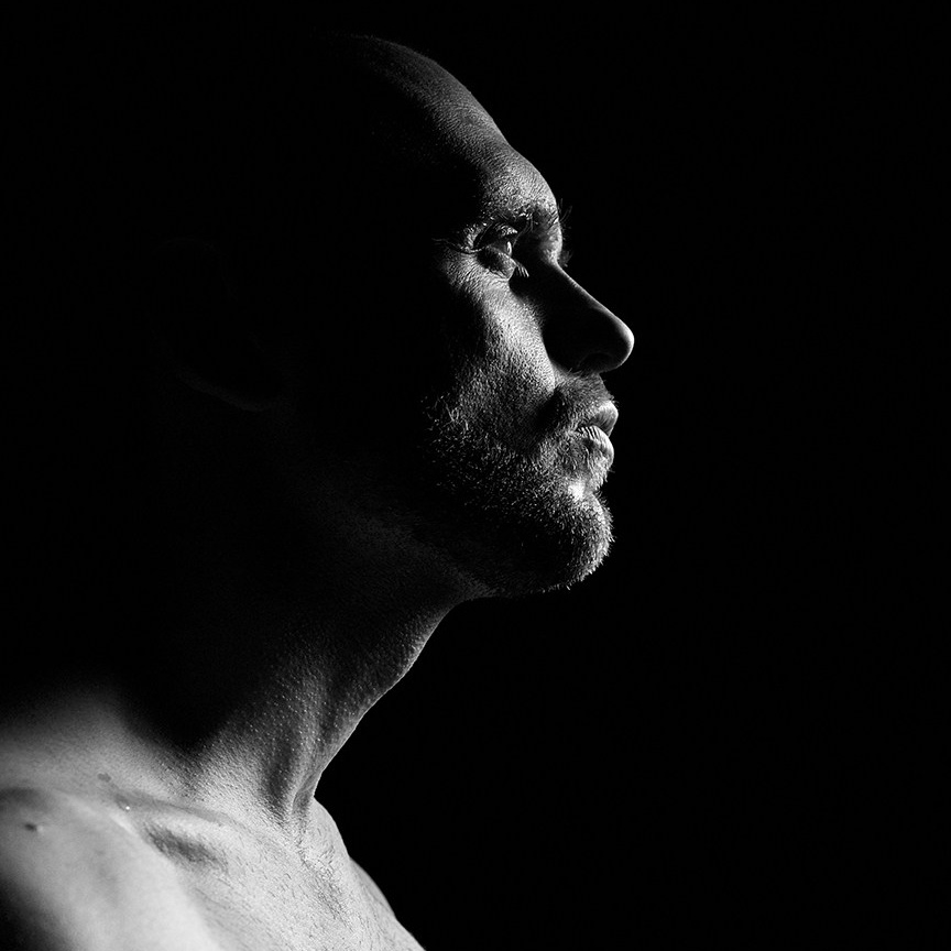 ОБО МНЕ. Портретный фотограф в Москве Дмитрий Пивень