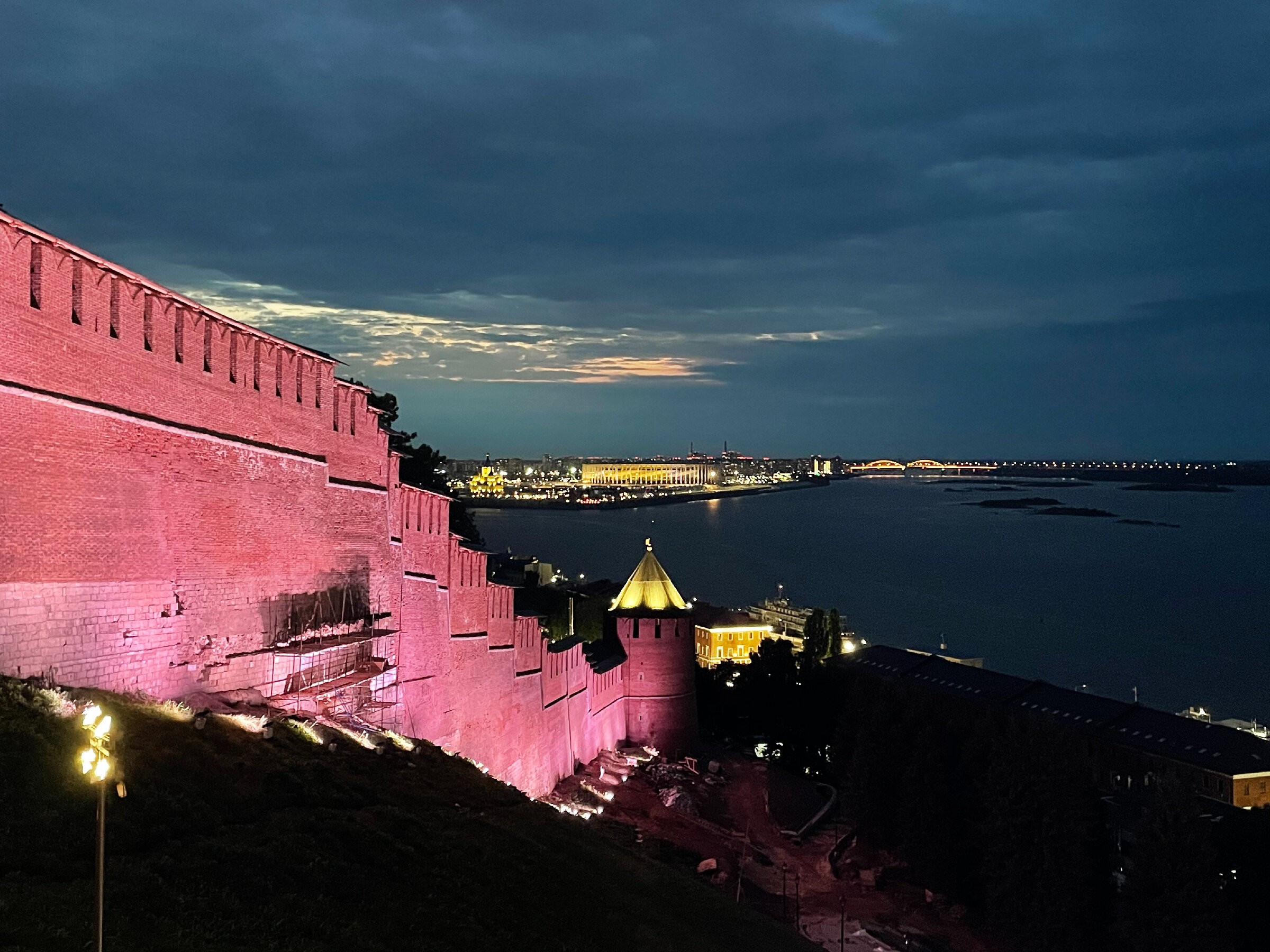 Фотопрогулка по Нижнему Новгороду: 800-летие, стройка и реконструкция. Проект «Фотокладовка»: блог уличной фотографии в формате street photo