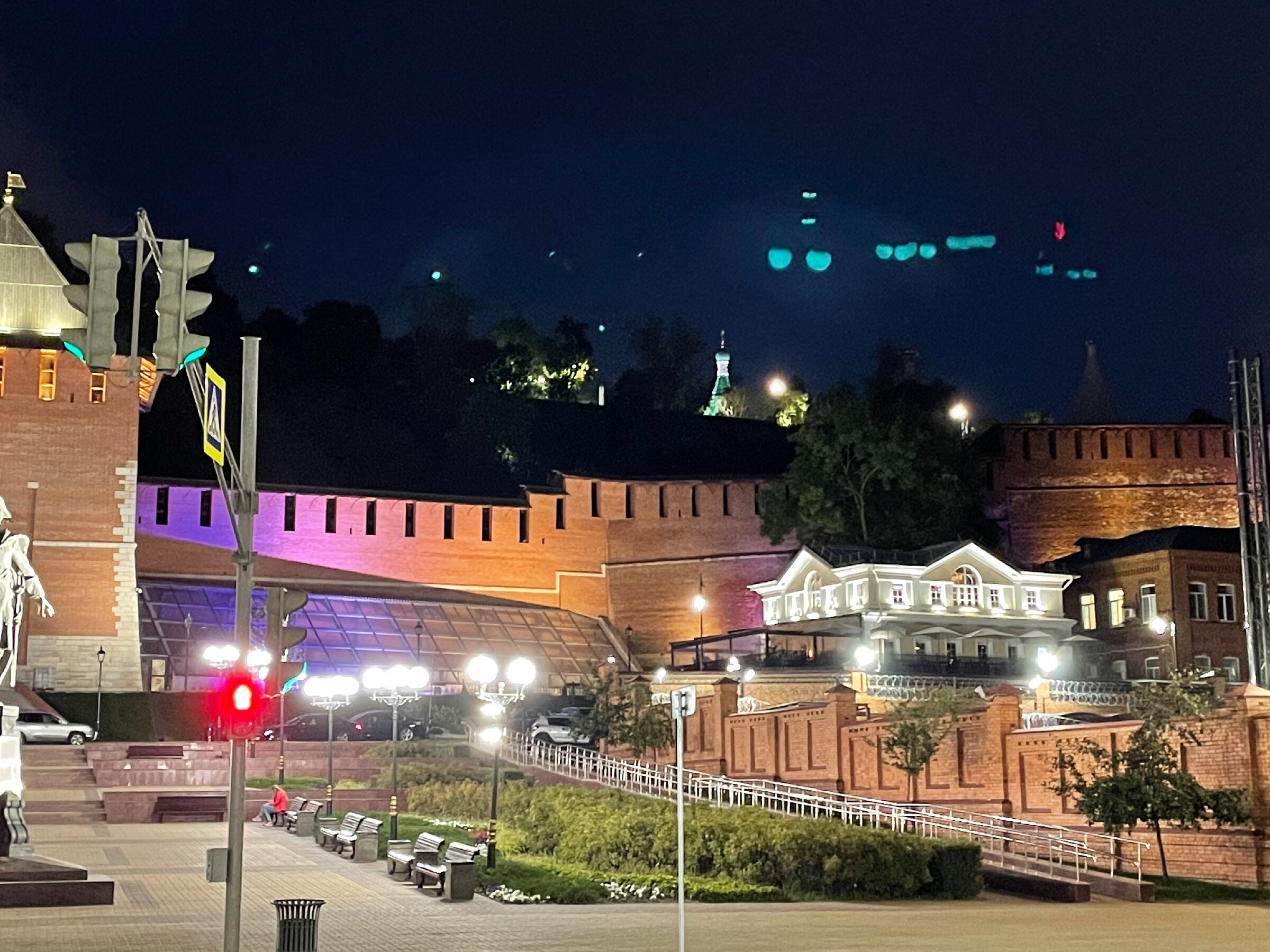 Фотопрогулка по Нижнему Новгороду: 800-летие, стройка и реконструкция. Проект «Фотокладовка»: блог уличной фотографии в формате street photo