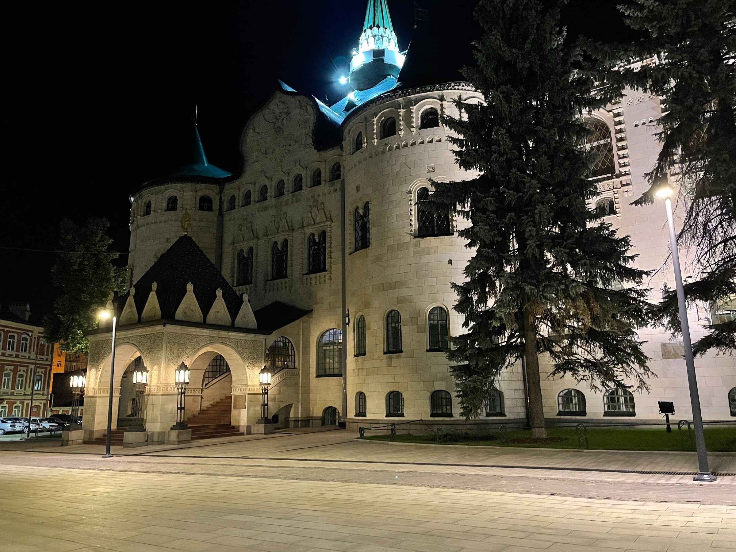 Фотопрогулка по Нижнему Новгороду: 800-летие, стройка и реконструкция. Проект «Фотокладовка»: блог уличной фотографии в формате street photo