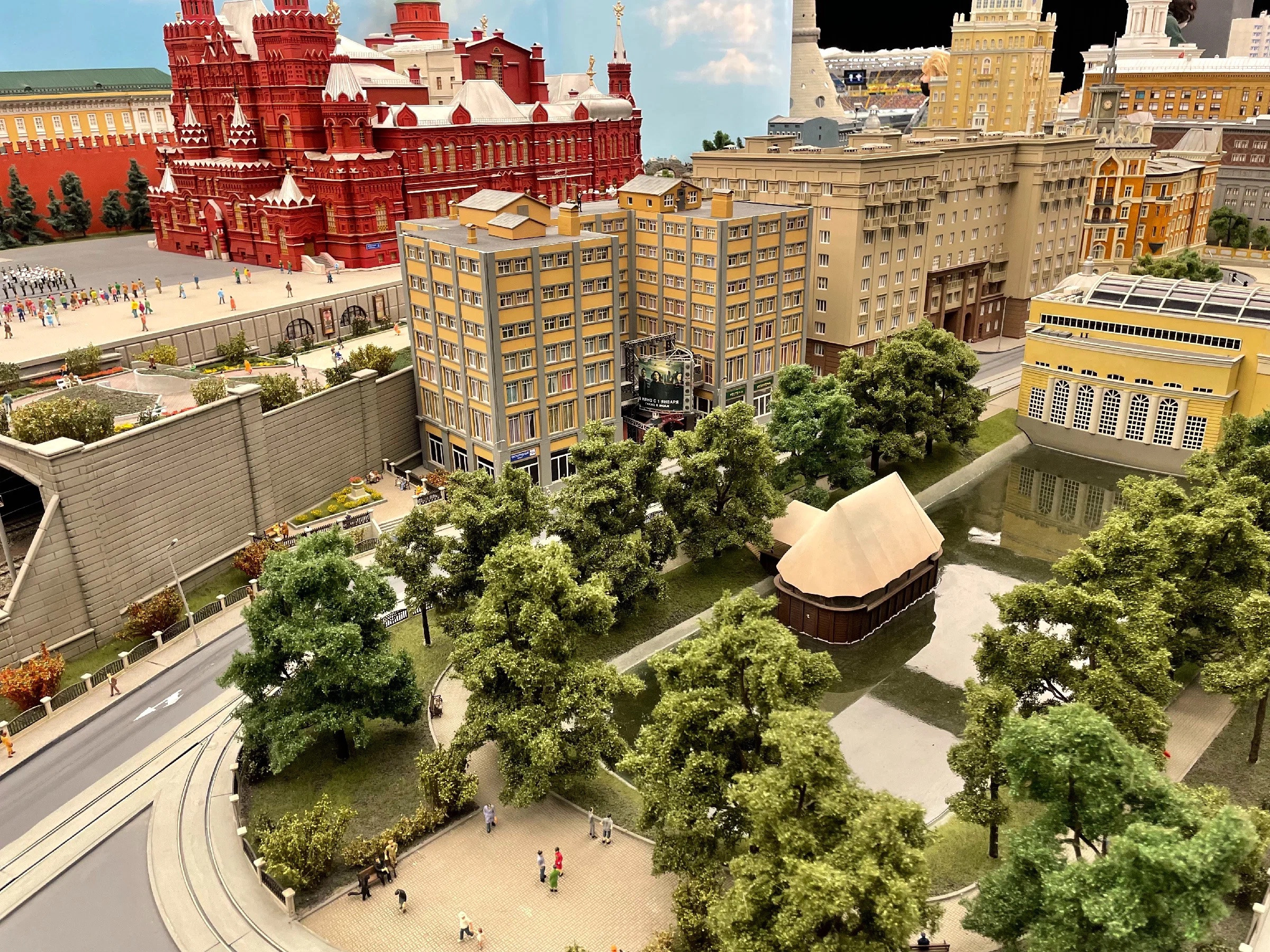 Музей «Царь Макет» — самый большой макет достопримечательностей России. Проект «Фотокладовка»: блог уличной фотографии в формате street photo