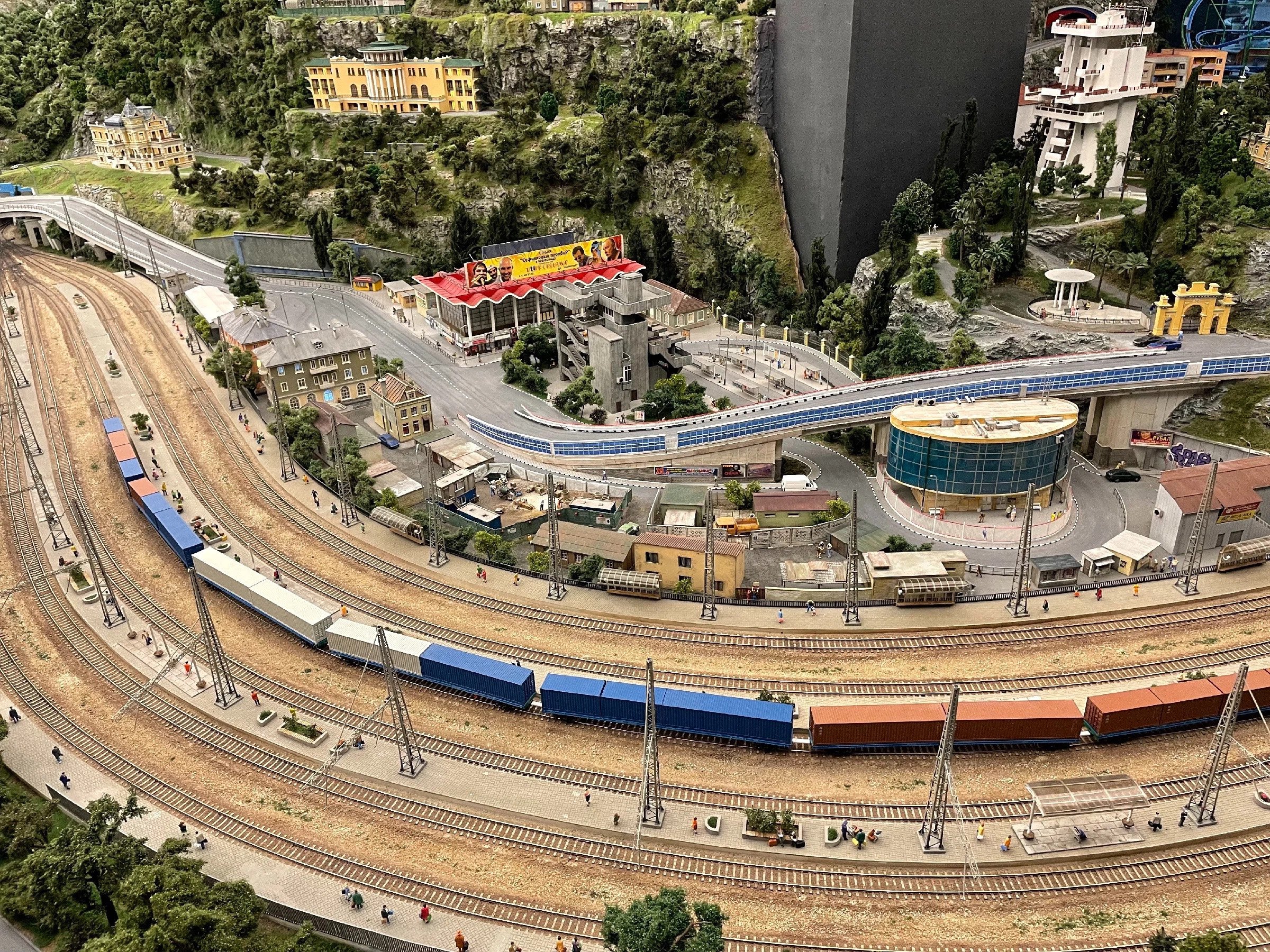 Музей «Царь Макет» — самый большой макет достопримечательностей России. Проект «Фотокладовка»: блог уличной фотографии в формате street photo