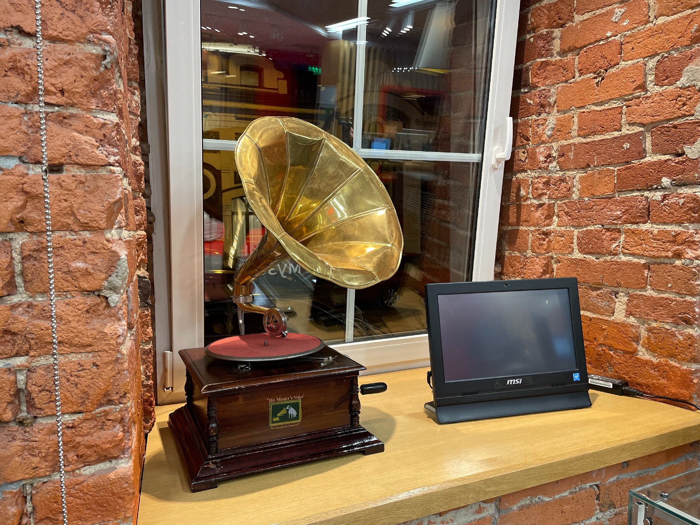 Коллекция старинных компьютеров в Музее Яндекса. Проект «Фотокладовка»: блог уличной фотографии в формате street photo