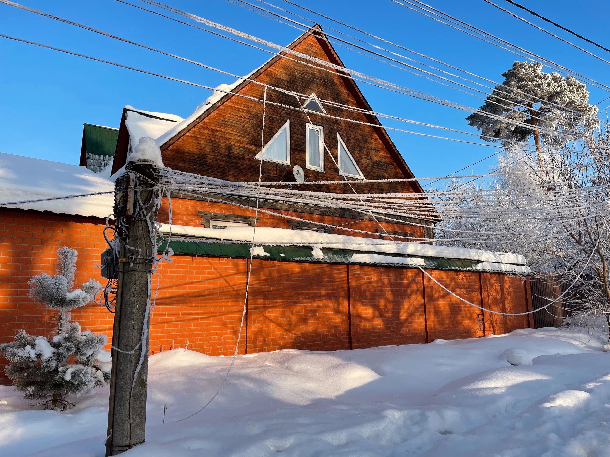 Снежная морозная фотопрогулка в преддверии Нового года. Проект «Фотокладовка»: блог уличной фотографии в формате street photo