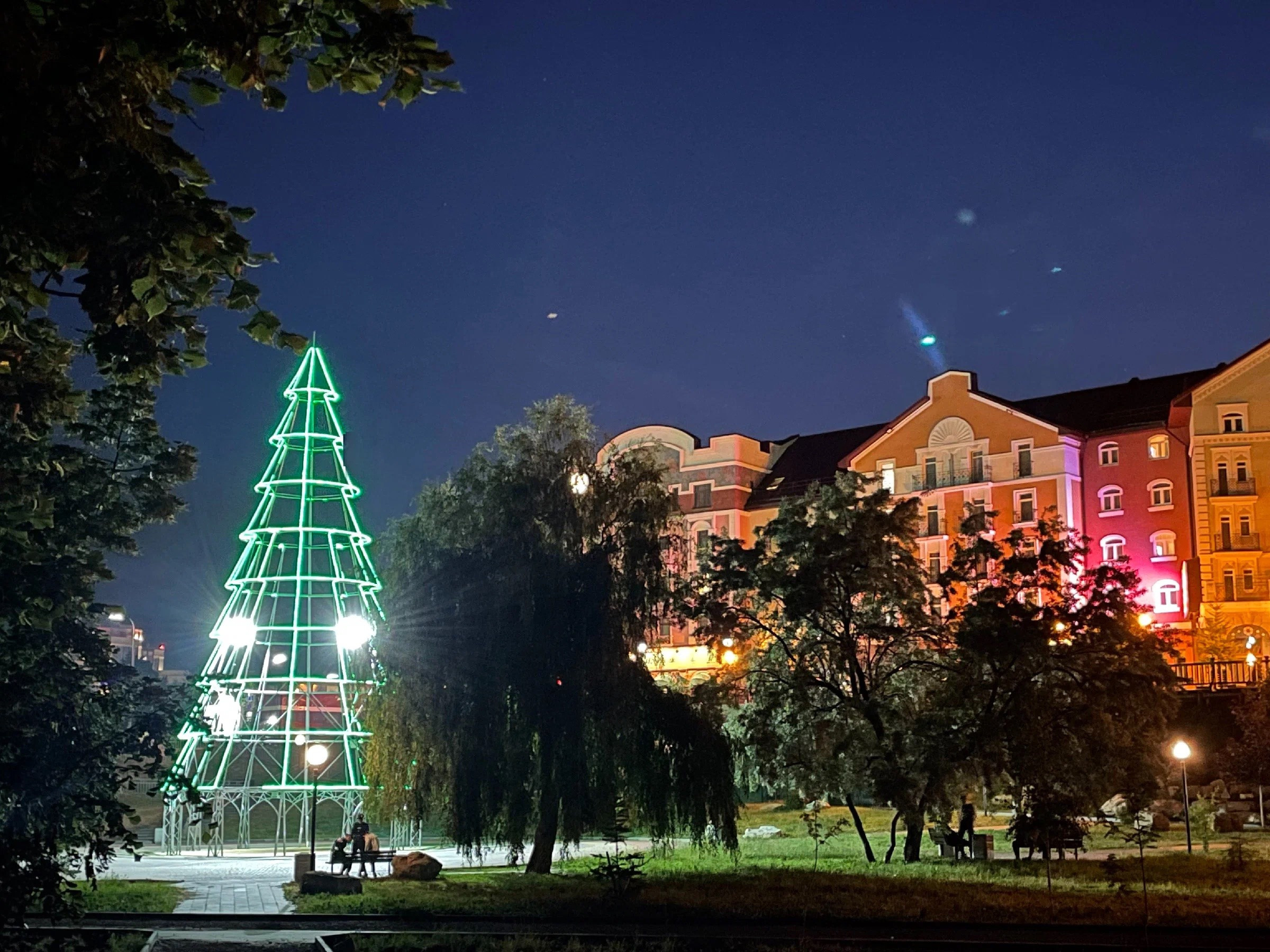 Фотопрогулка по Рязани ч.2: Улицы города, Рязанская ВДНХ. Проект «Фотокладовка»: блог уличной фотографии в формате street photo