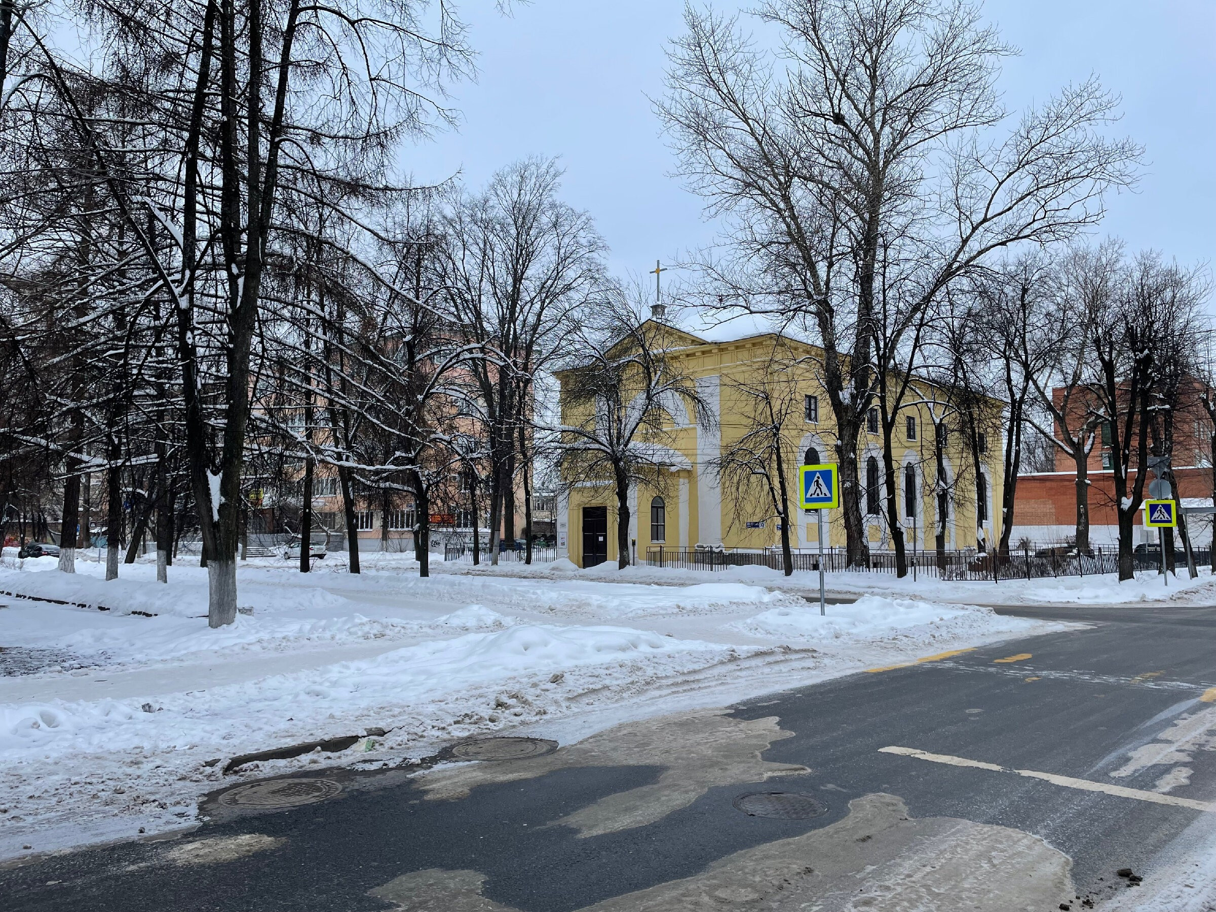 Ярославль – город, в который хочется возвращаться. Проект «Фотокладовка»: блог уличной фотографии в формате street photo