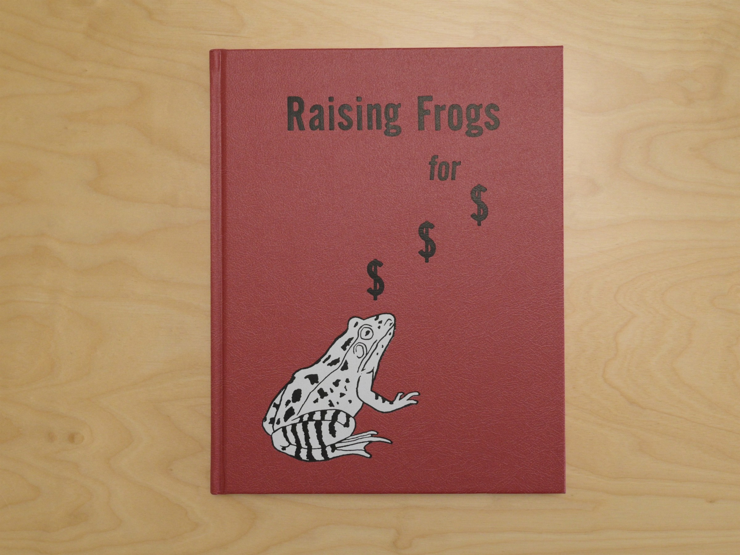 Фотокнижная библиотека Паши Фролова. Фотограф и исследователь фотографии из Санкт-Петербурга Елизавета Веприцкая