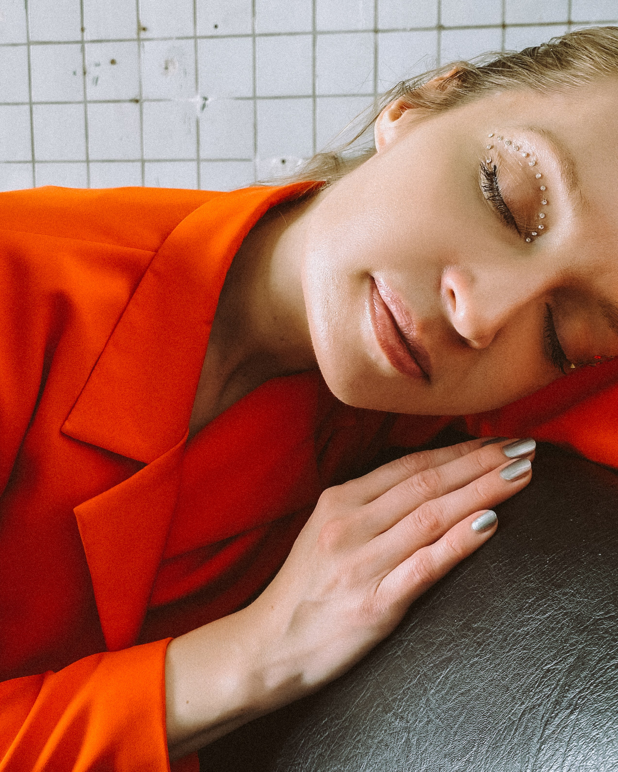 THE STERILE COCOON. Yulia Yurchevskaya | Art Director & Visual Visionary