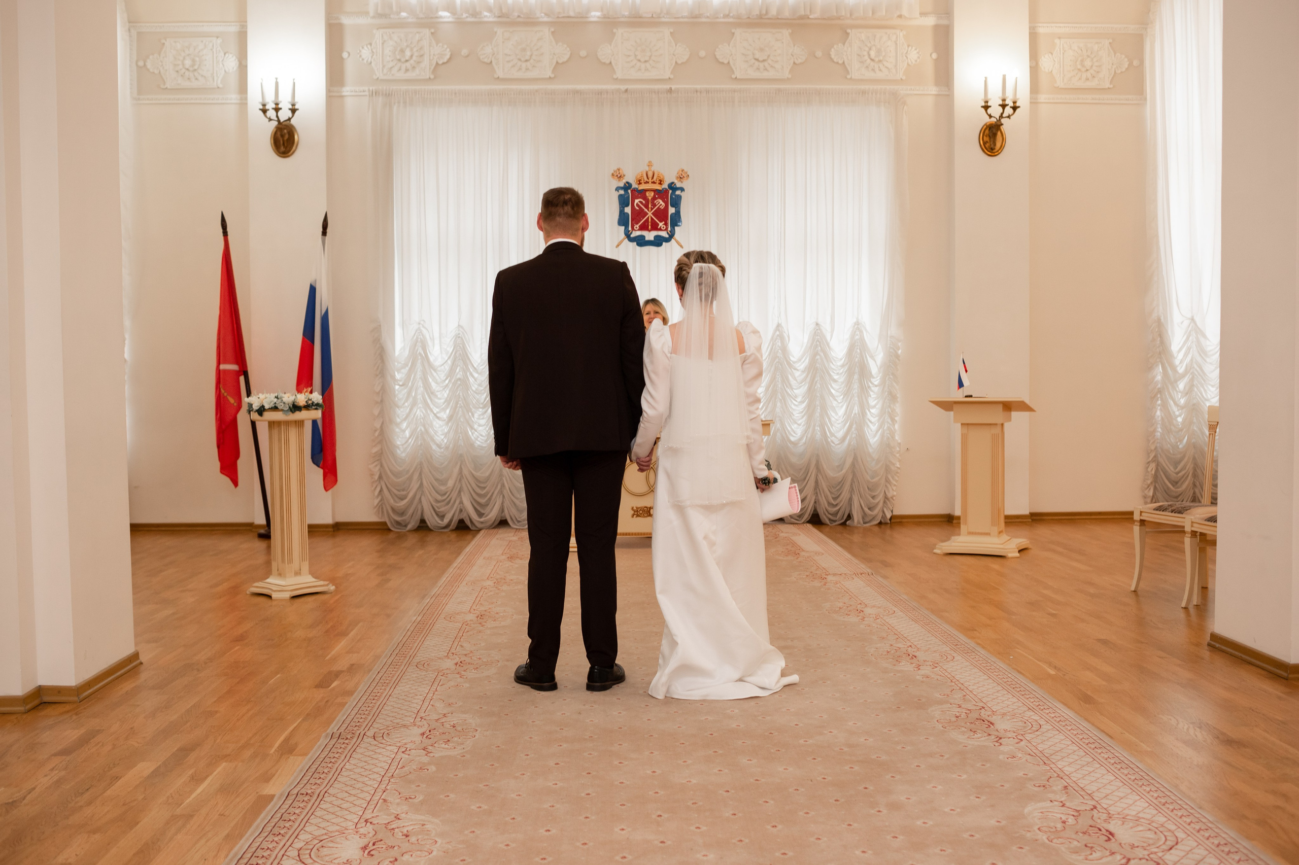 Регистрация брака в загсе Адмиралтейского района. Свадебный фотограф Кирилл Белый