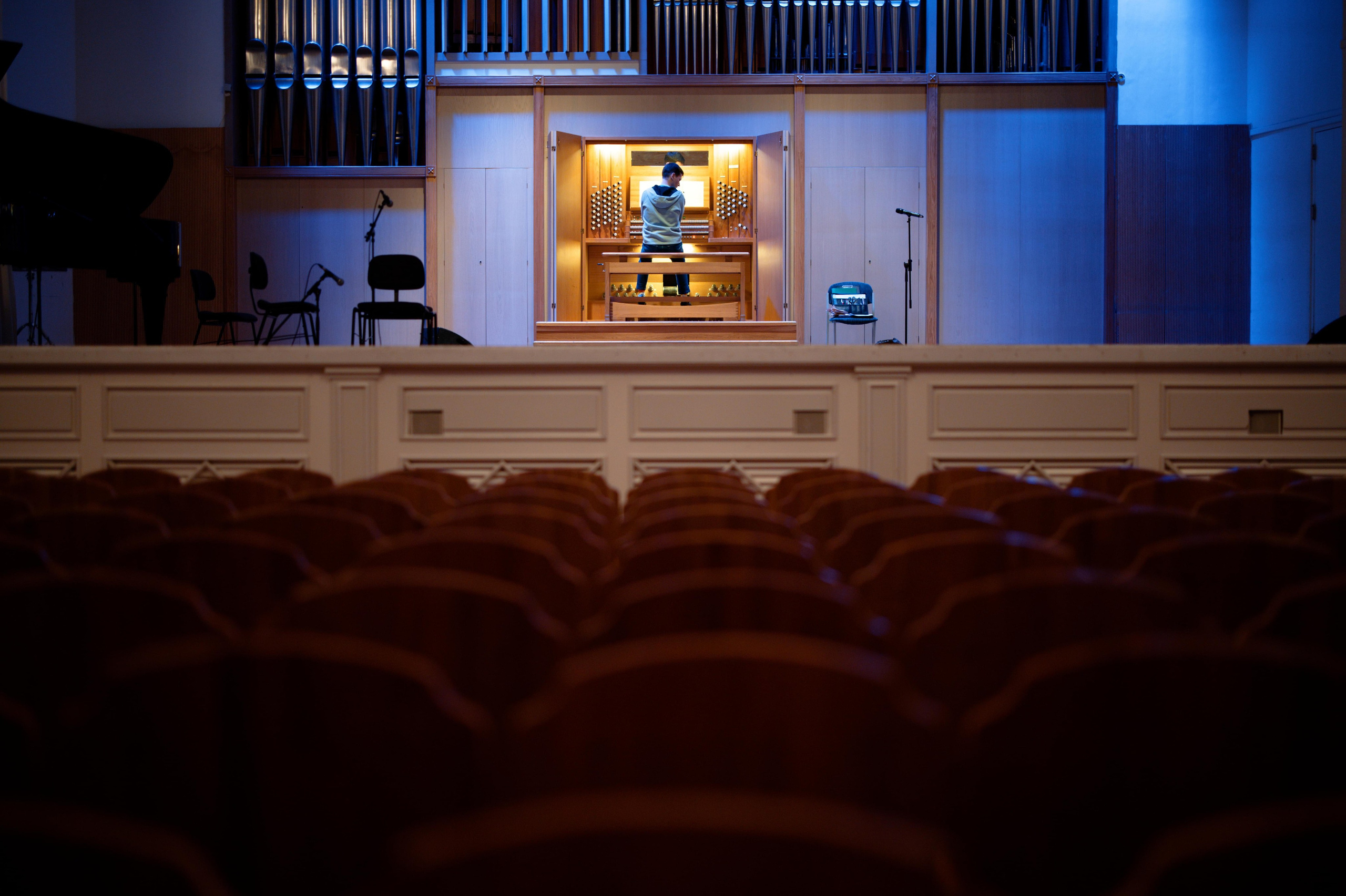 Концертный зал Свердловской филармонии