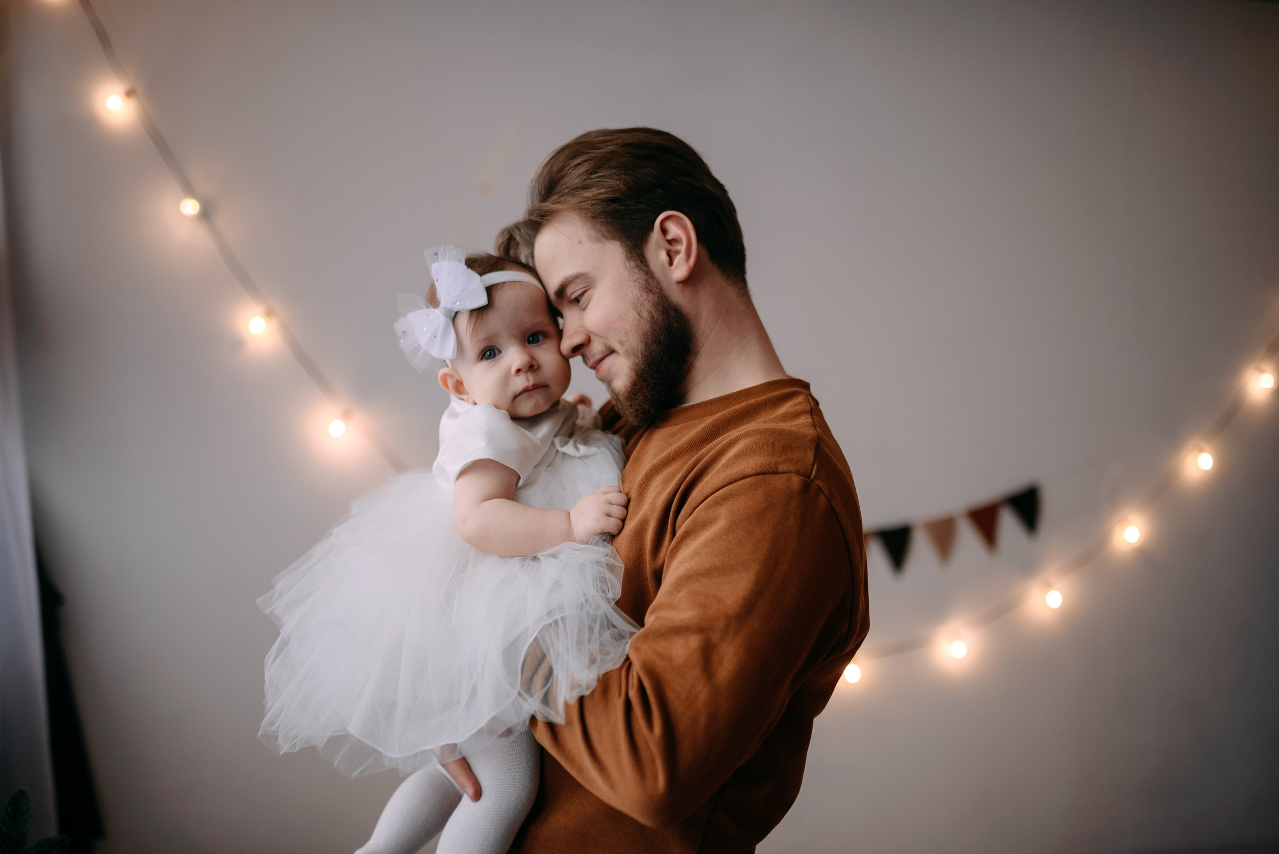 Семейная фотосессия в студии Саратов. Фотограф на крещение в Саратове Марина Грушина