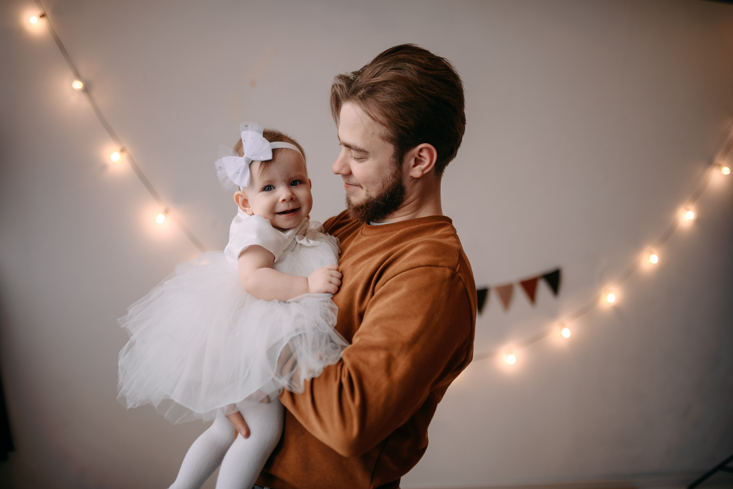 Семейная фотосессия в студии Саратов. Фотограф на крещение в Саратове Марина Грушина