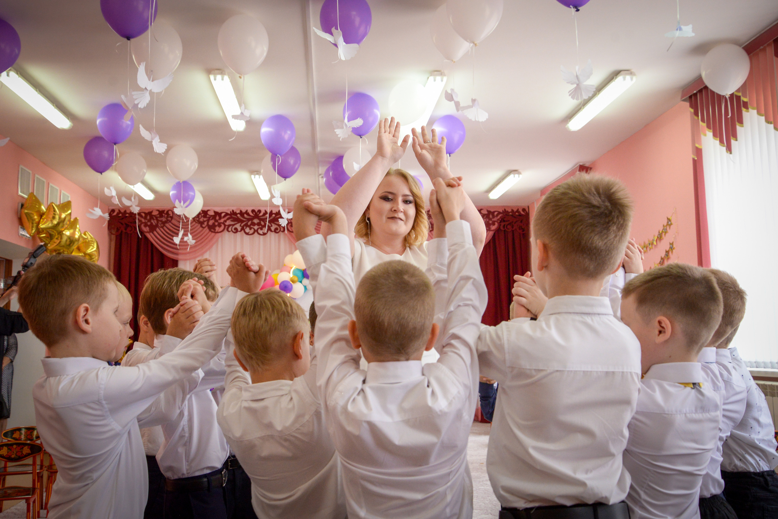 Цены на услуги фотографа для школ и детских садов. Студия выпускных альбомов и школьной фотографии «Идея» г. Оренбург